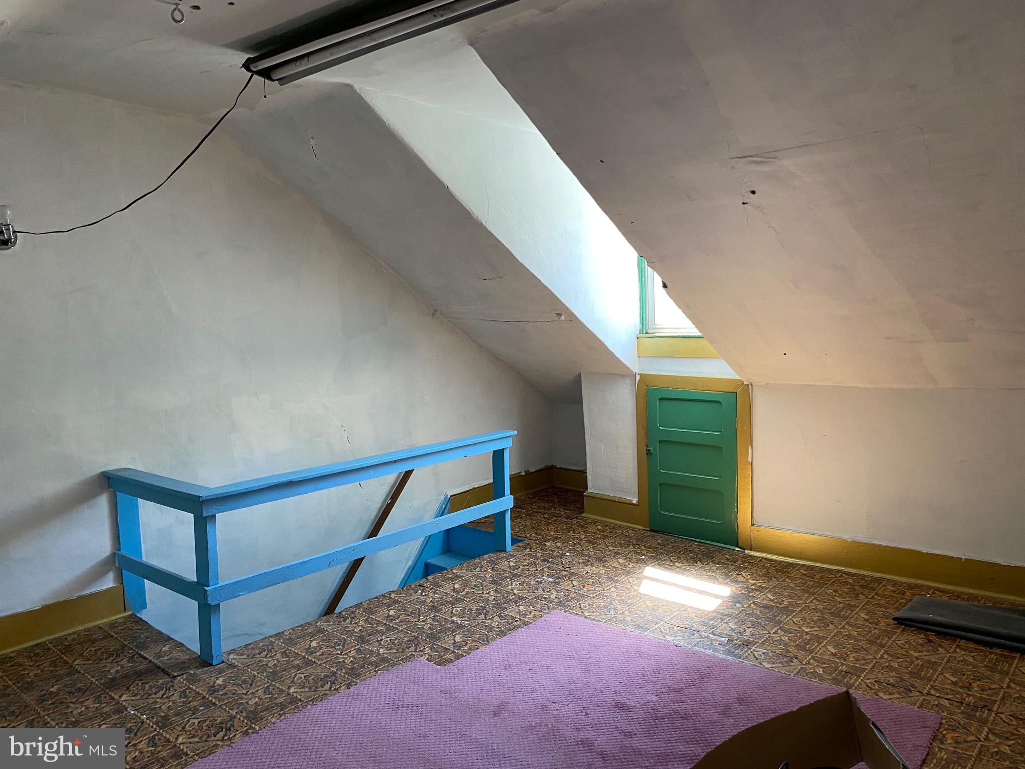 GIRARDVILLE - Residential