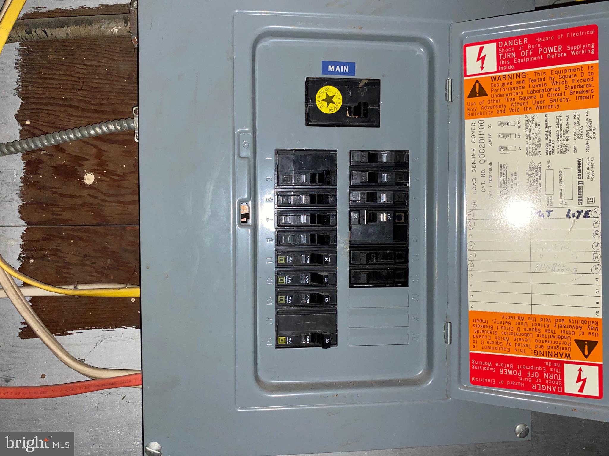 GIRARDVILLE - Residential