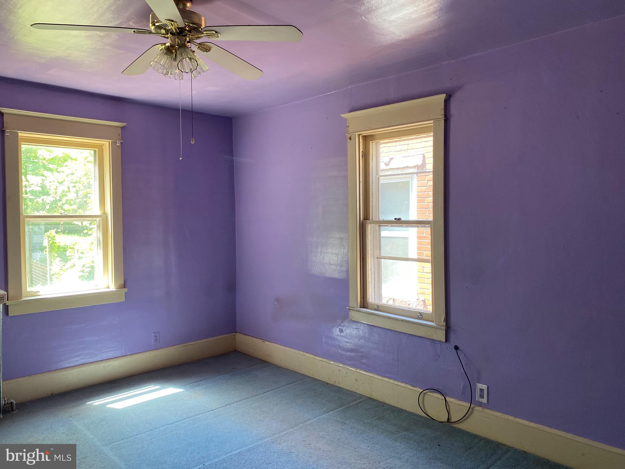 GIRARDVILLE - Residential