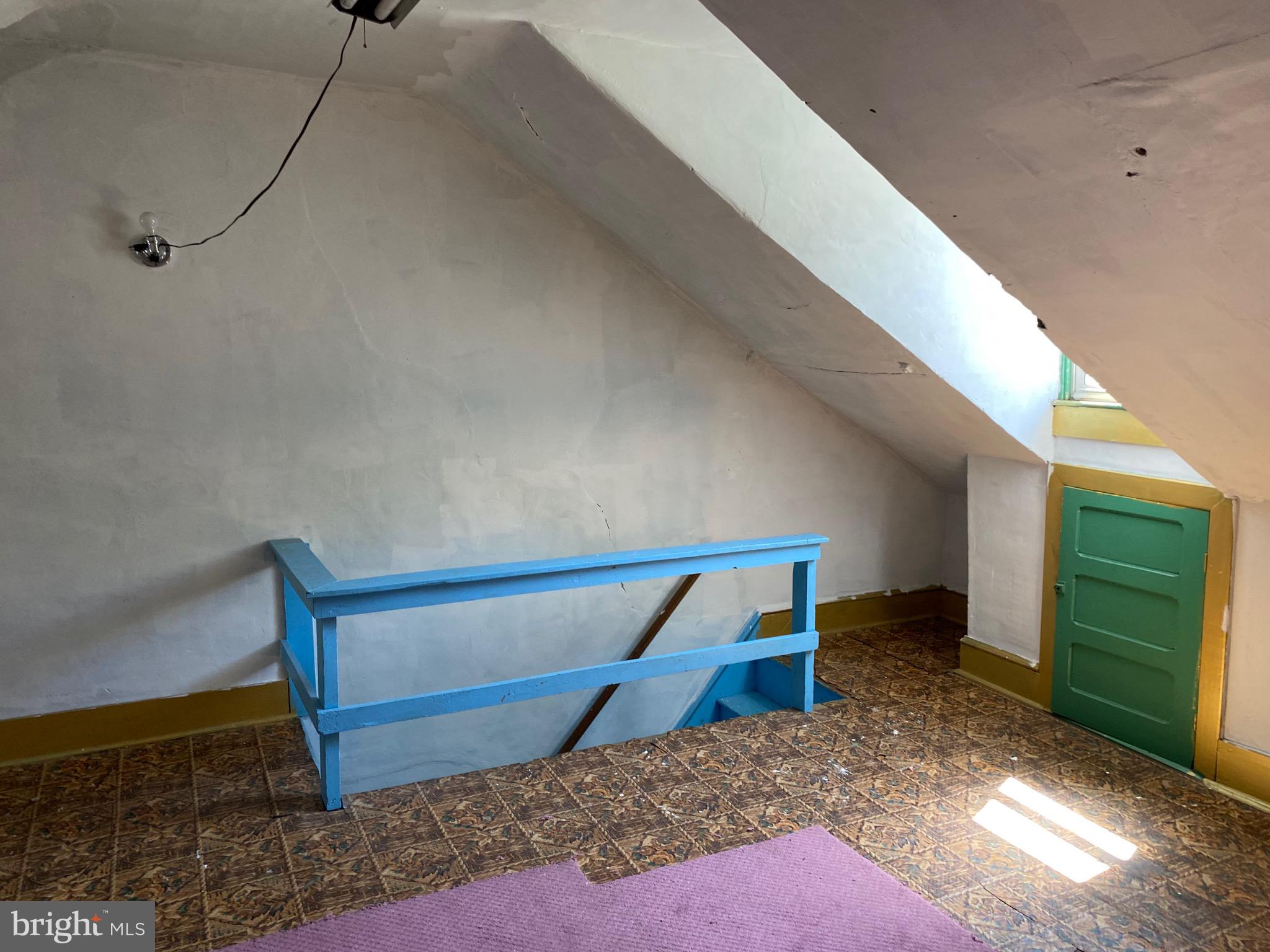 GIRARDVILLE - Residential