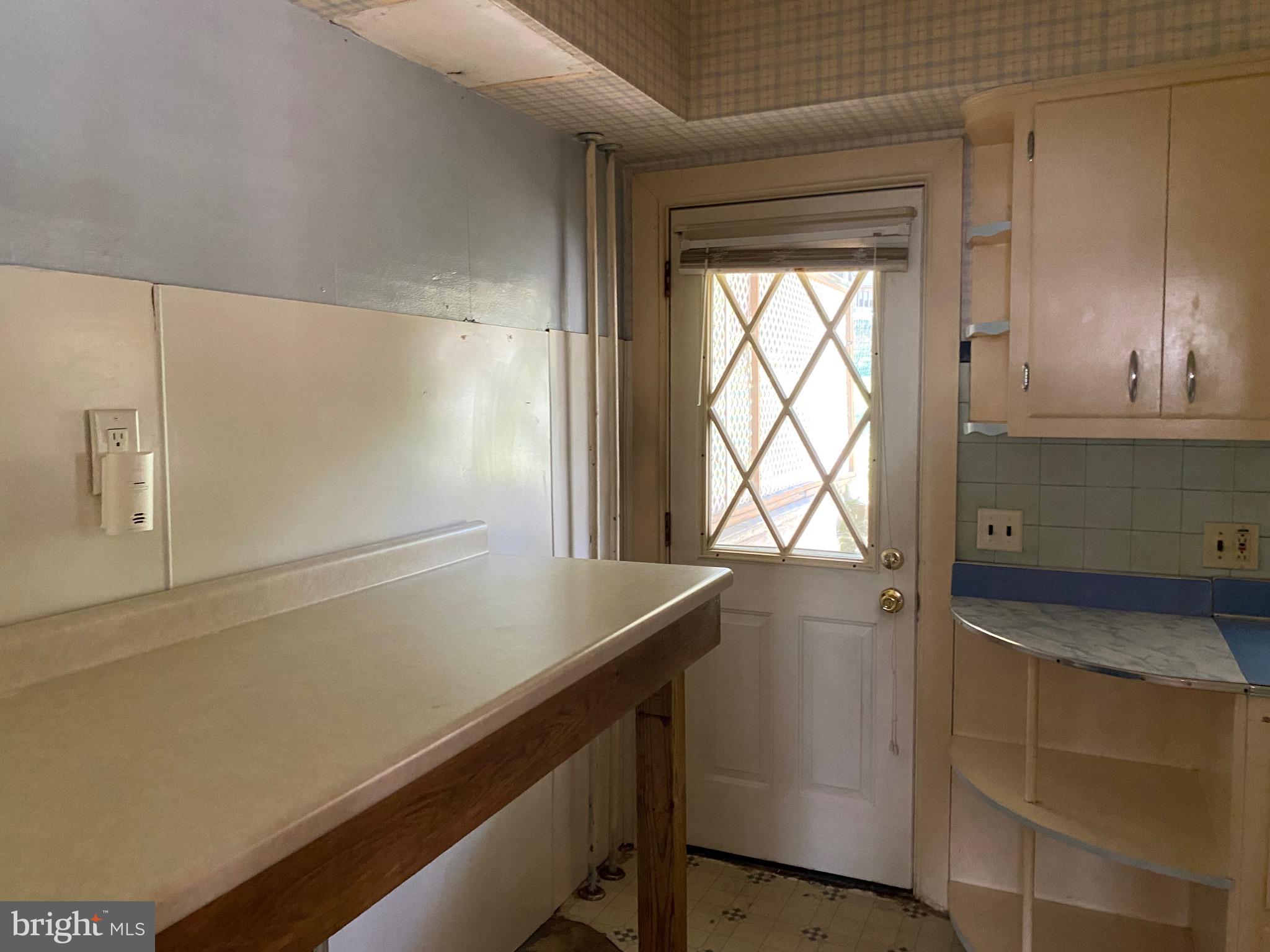 GIRARDVILLE - Residential