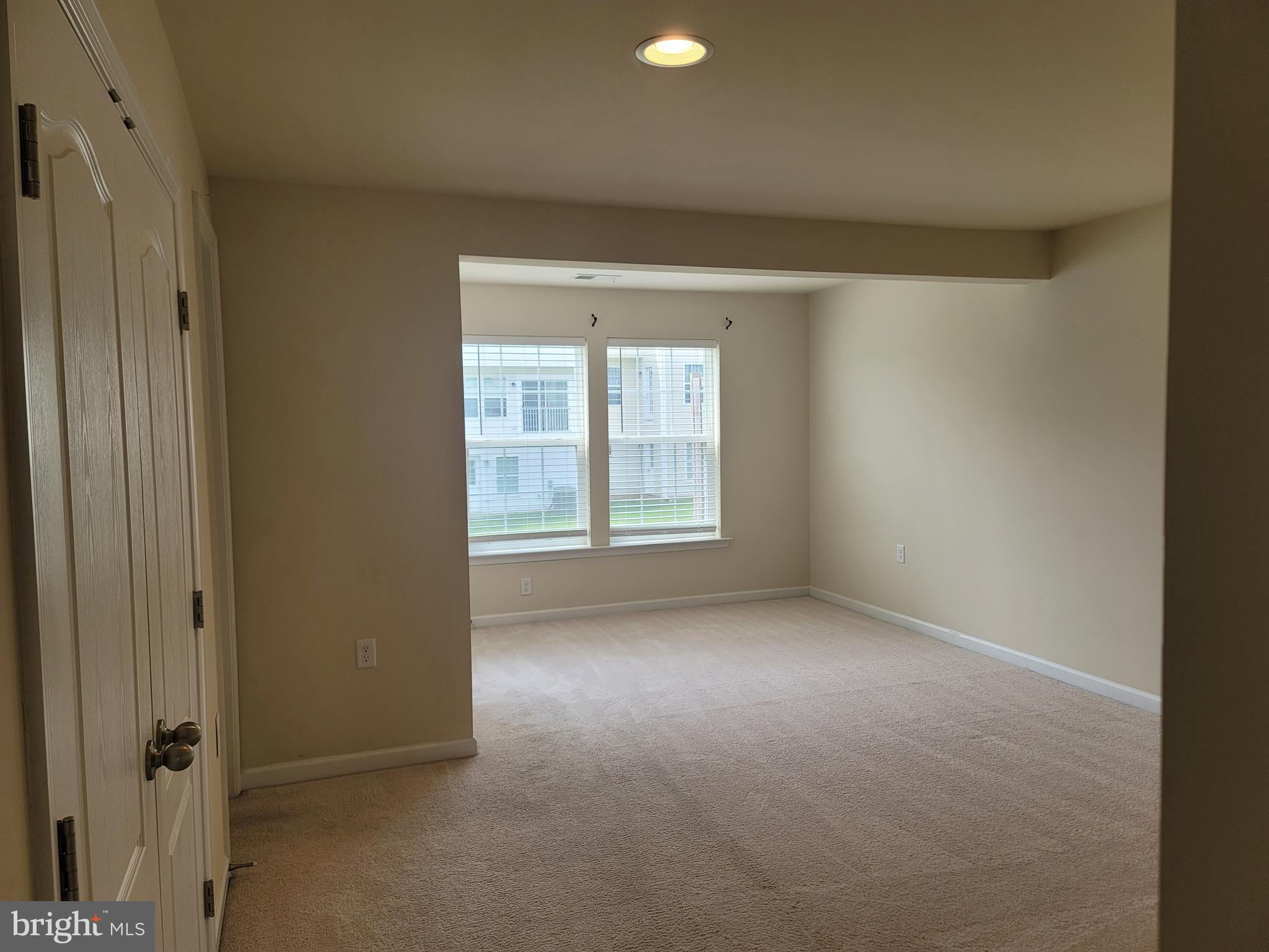 STONEBROOK VILLAGE - Residential Lease