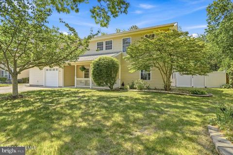 Photo of 37 Spruce Cir S Cir S, BARNEGAT, NJ 08005 (MLS # NJOC2042414)