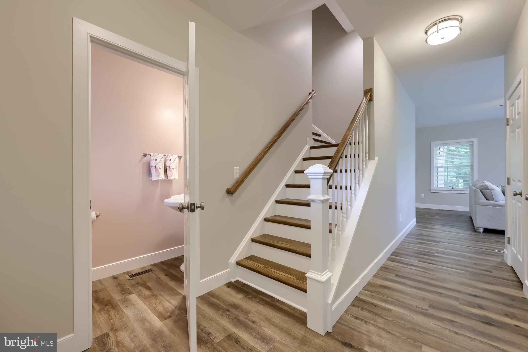 BLOSSOM HILL - Residential