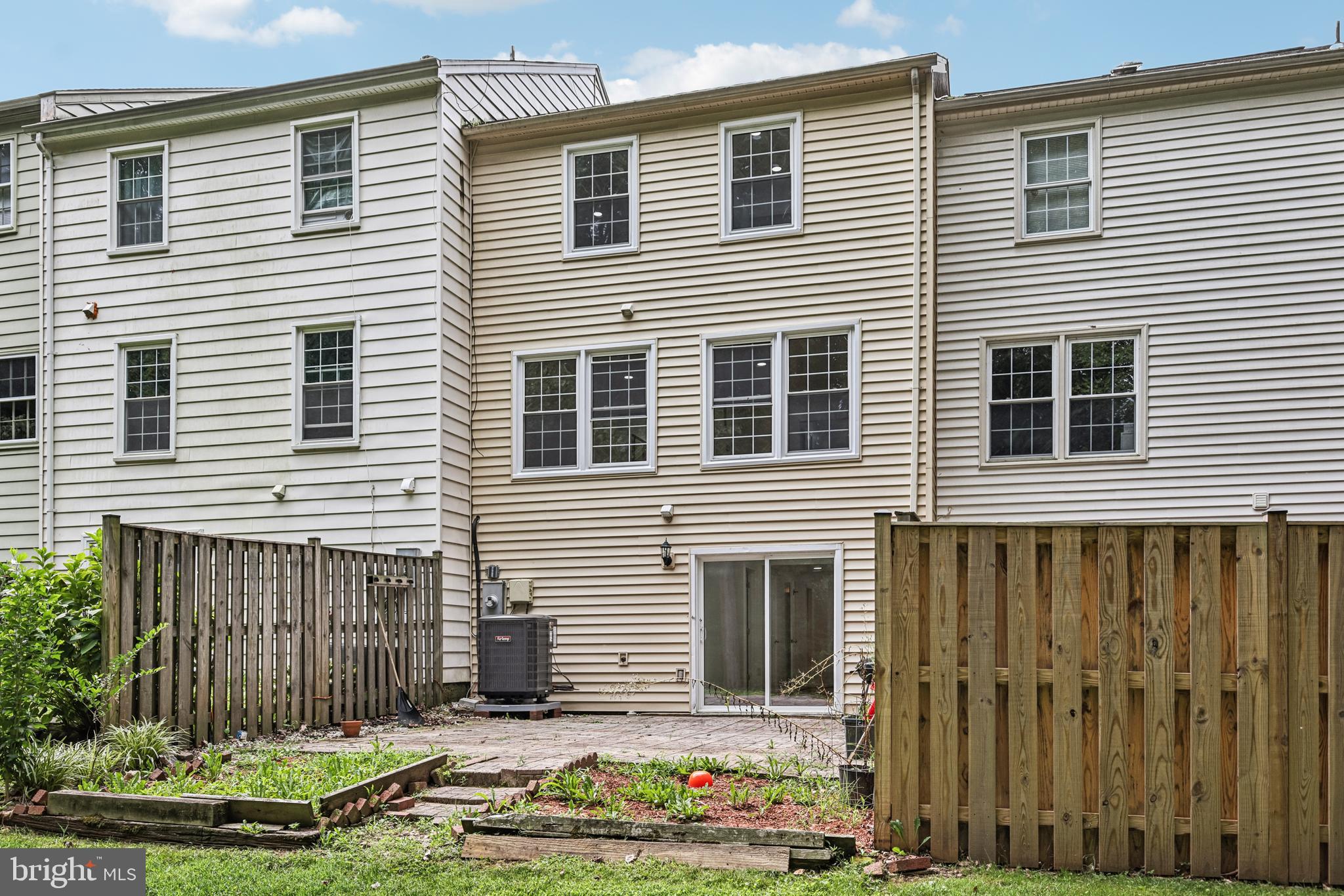 OLD MILL COMMUNITY - Residential