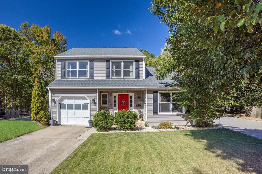 Home available with an ASSUMABLE VA MORTGAGE AT 2.25% 30 YR FIXED to qualified buyers. BIG PRICE REDUCTION!  Don't miss out.   

2nd TRUST  available for the VA assumption.  Making it possible to assume the 2.25%  loan with as low as 5% down.   

Special financing for non-assumption purchase with a rate as low as 5%.  

Welcome to your dream home in Waldorf! This delightful single-family residence features 3 spacious bedrooms and 2.5 bathrooms, making it perfect for families, or anyone looking for a beautiful, large, and comfortable home in the sought after Hampshire neighborhood

Step outside to the impressive, fenced backyard, where you'll find a large deck—ideal for summer barbecues, outdoor gatherings, or simply enjoying a quiet evening under the stars. This spacious area is perfect for kids and pets to run and play freely.

Inside, you’ll love the gourmet kitchen, bathed in natural light from skylights. With stunning granite countertops and modern stainless steel appliances, it’s a chef’s paradise where cooking becomes a joy. Kitchen table is included in price.

Worried about comfort? This home comes with a brand-new HVAC system, including a new AC compressor, all covered by a warranty for your peace of mind. Plus, the beautiful new siding and a roof that’s just a few years old means you can move in without a worry.

Activities include pool (with swim team/lessons), lake, playgrounds, tennis, and miles of walking trails.

Don’t miss out on this wonderful opportunity to call Waldorf home. Schedule a showing today and see all the fantastic features this property has to offer!