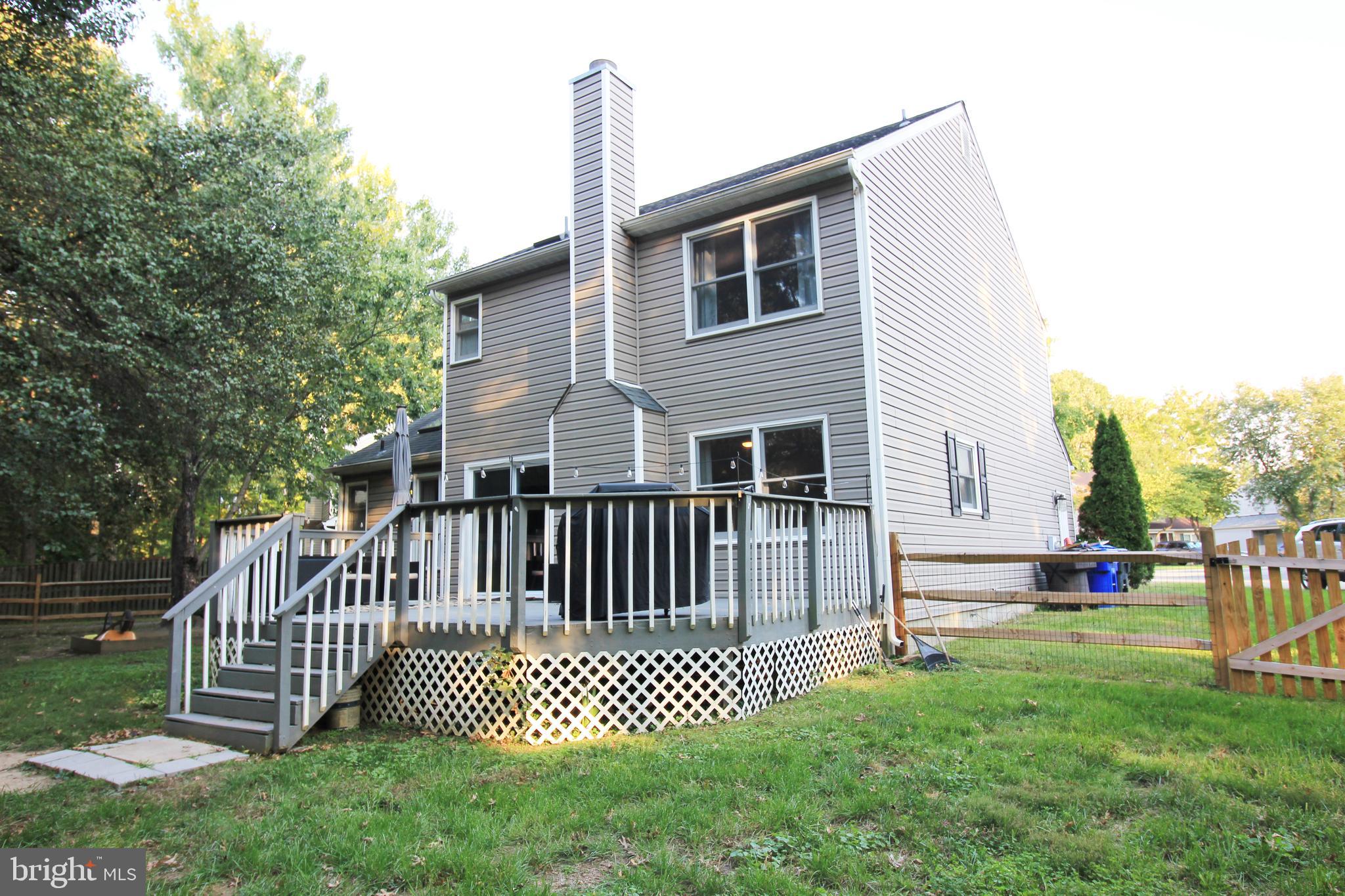 ST CHARLES HAMPSHIRE - Residential