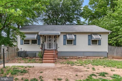 214 STEMMERS RUN ROAD ESSEX MD 21221