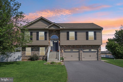 Photo of 3533 Washington Street, BETHLEHEM, PA 18020 (MLS # PANH2010668)