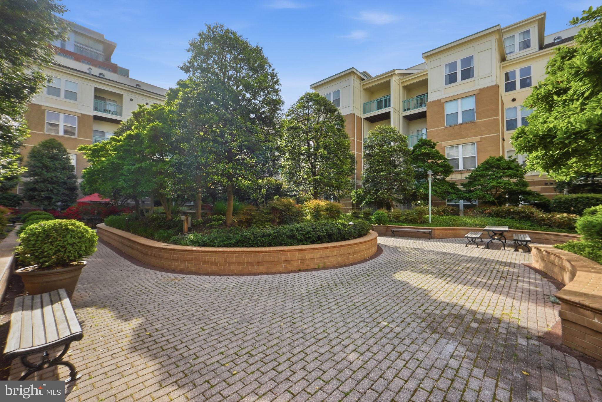 MARKET STREET AT TOWN CENTER - Residential