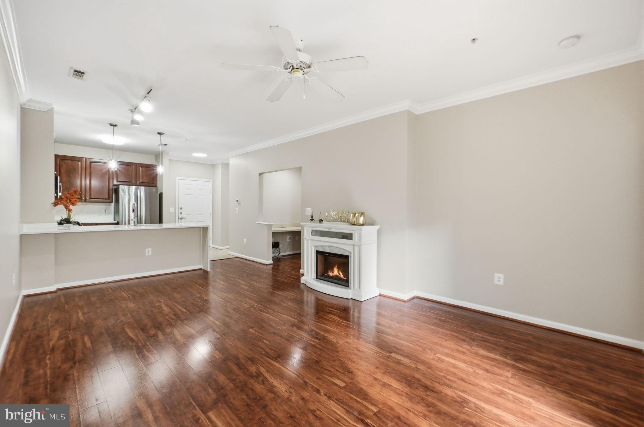 MARKET STREET AT TOWN CENTER - Residential