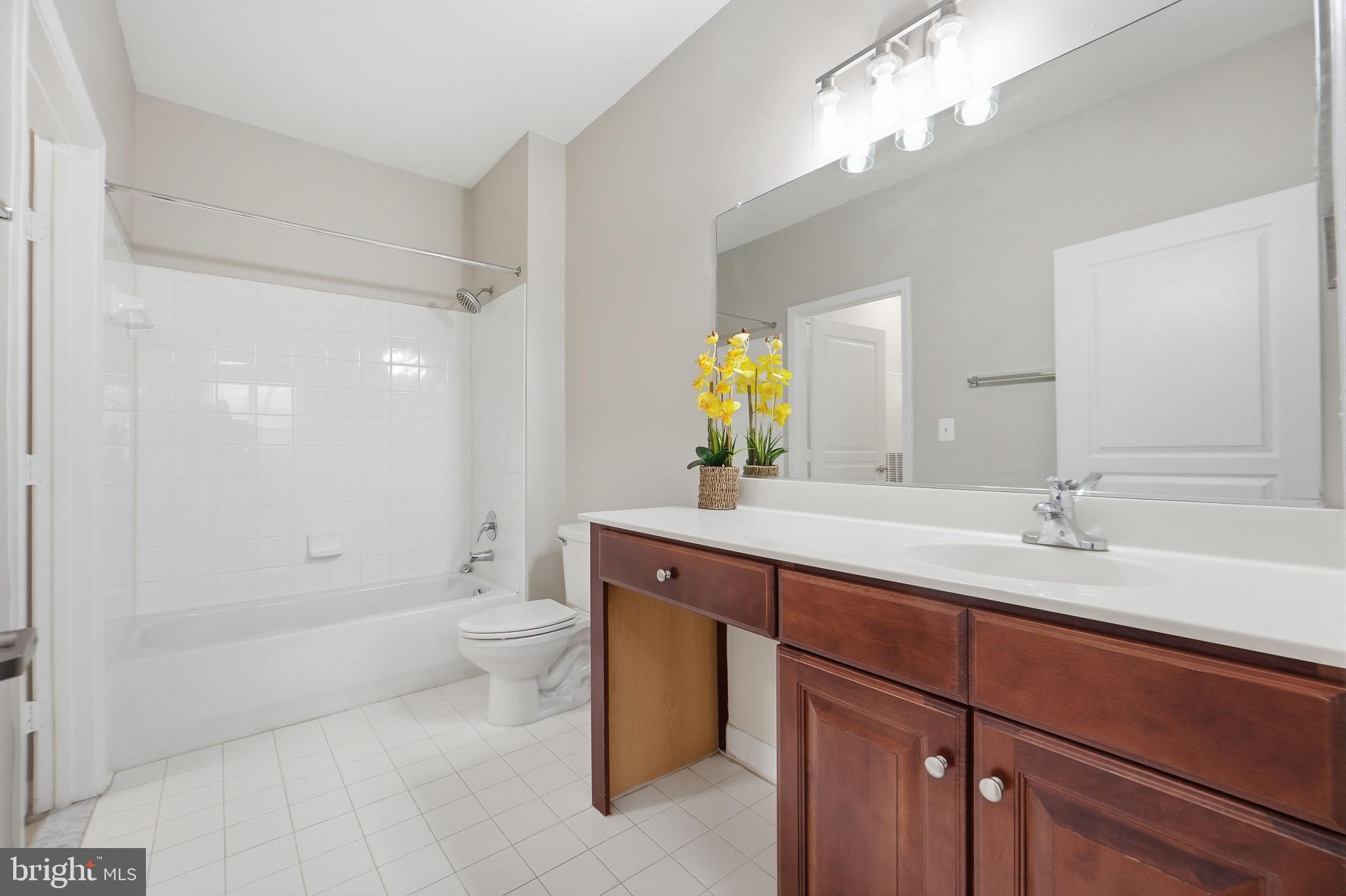 MARKET STREET AT TOWN CENTER - Residential