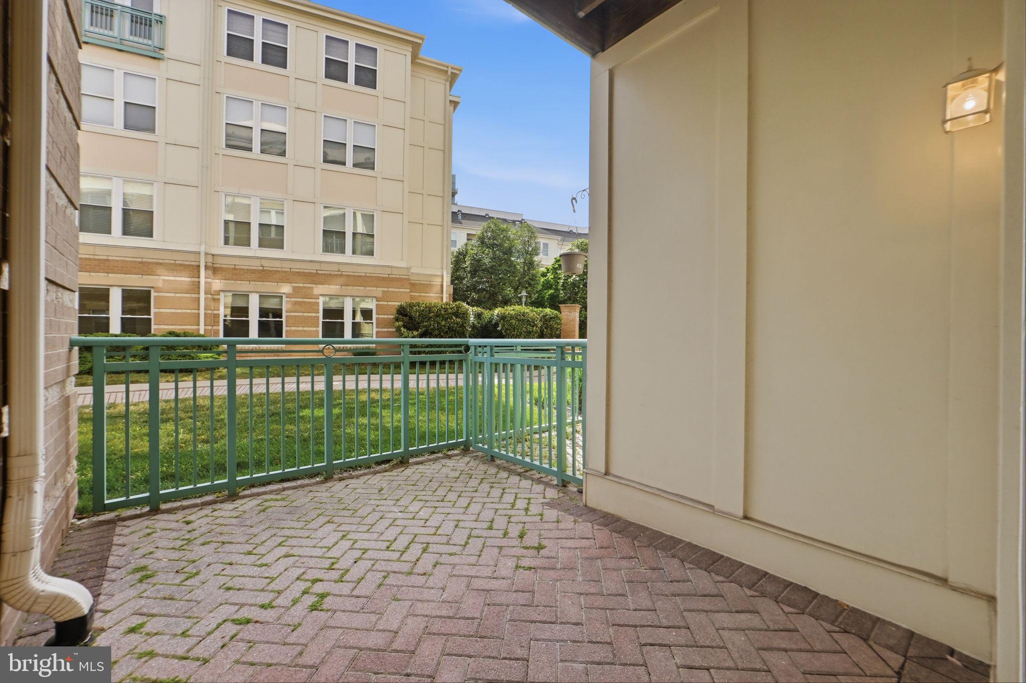 MARKET STREET AT TOWN CENTER - Residential