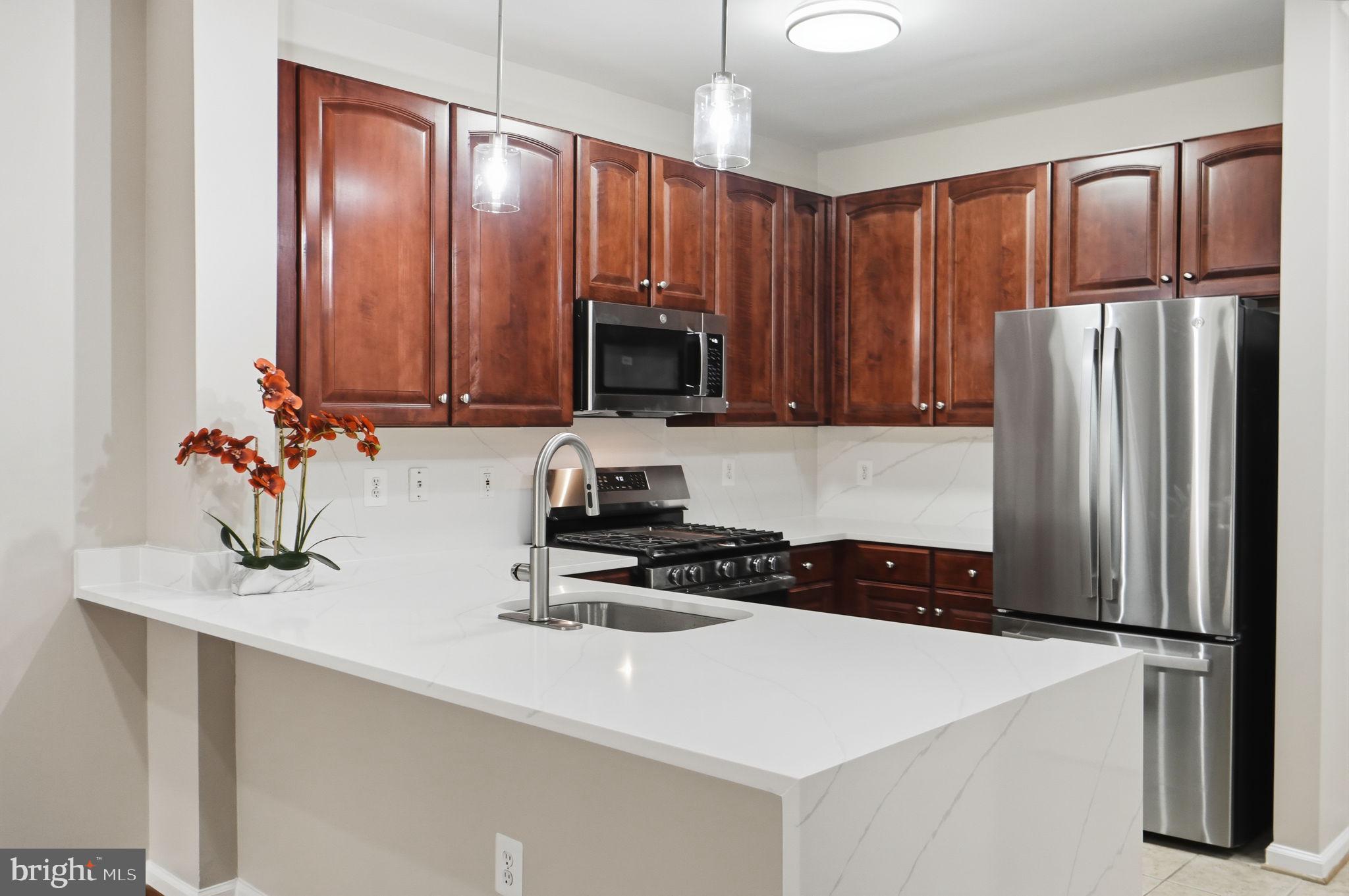 MARKET STREET AT TOWN CENTER - Residential