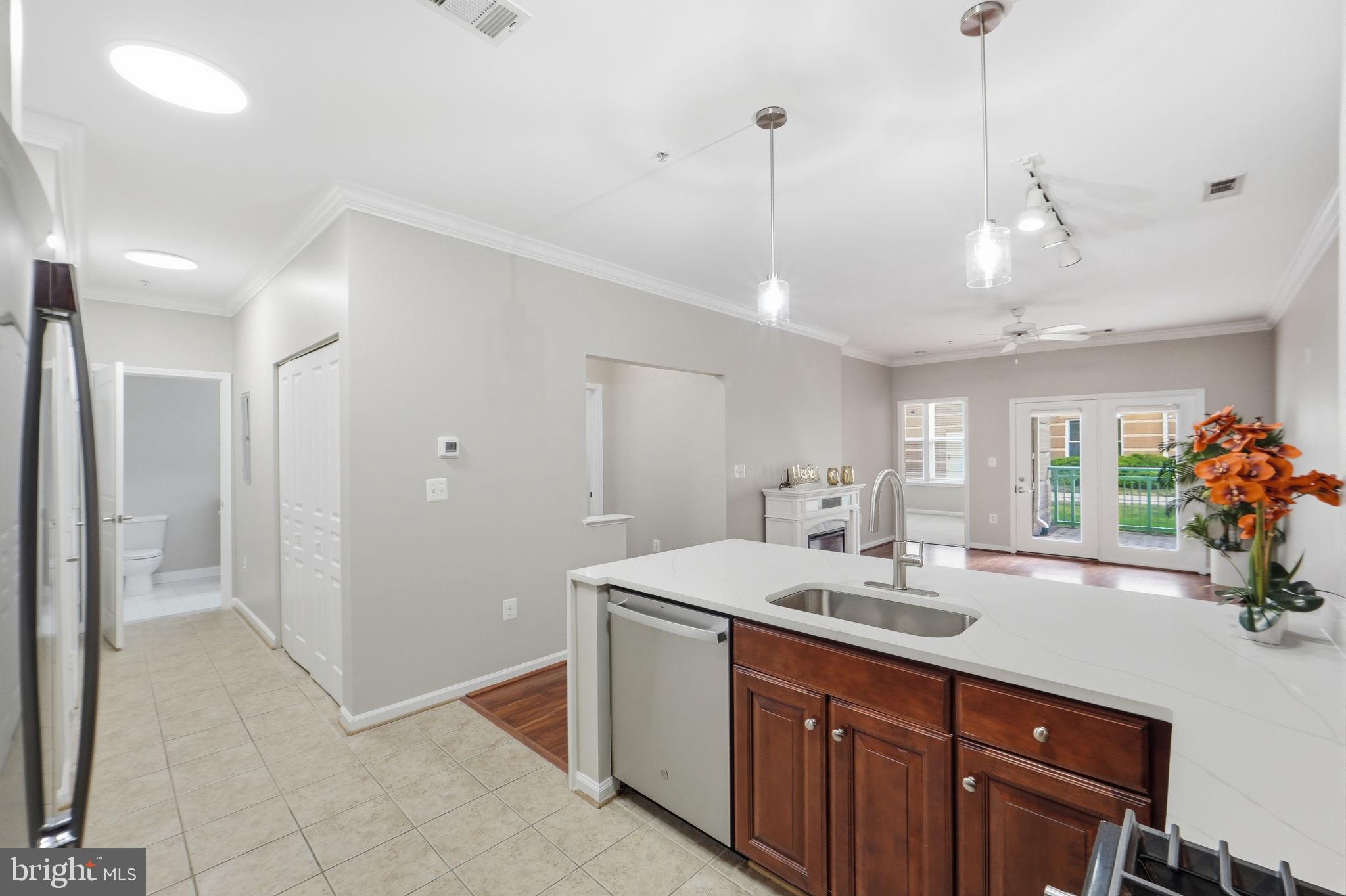 MARKET STREET AT TOWN CENTER - Residential