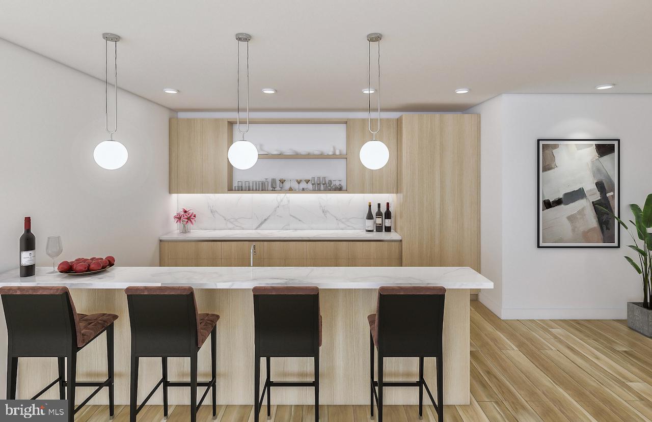 RIVERCREST - Residential