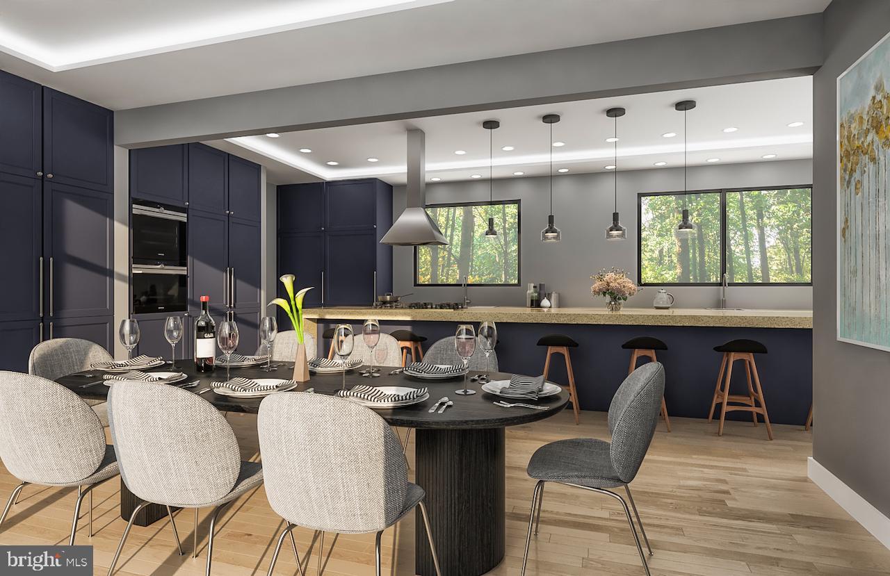 RIVERCREST - Residential