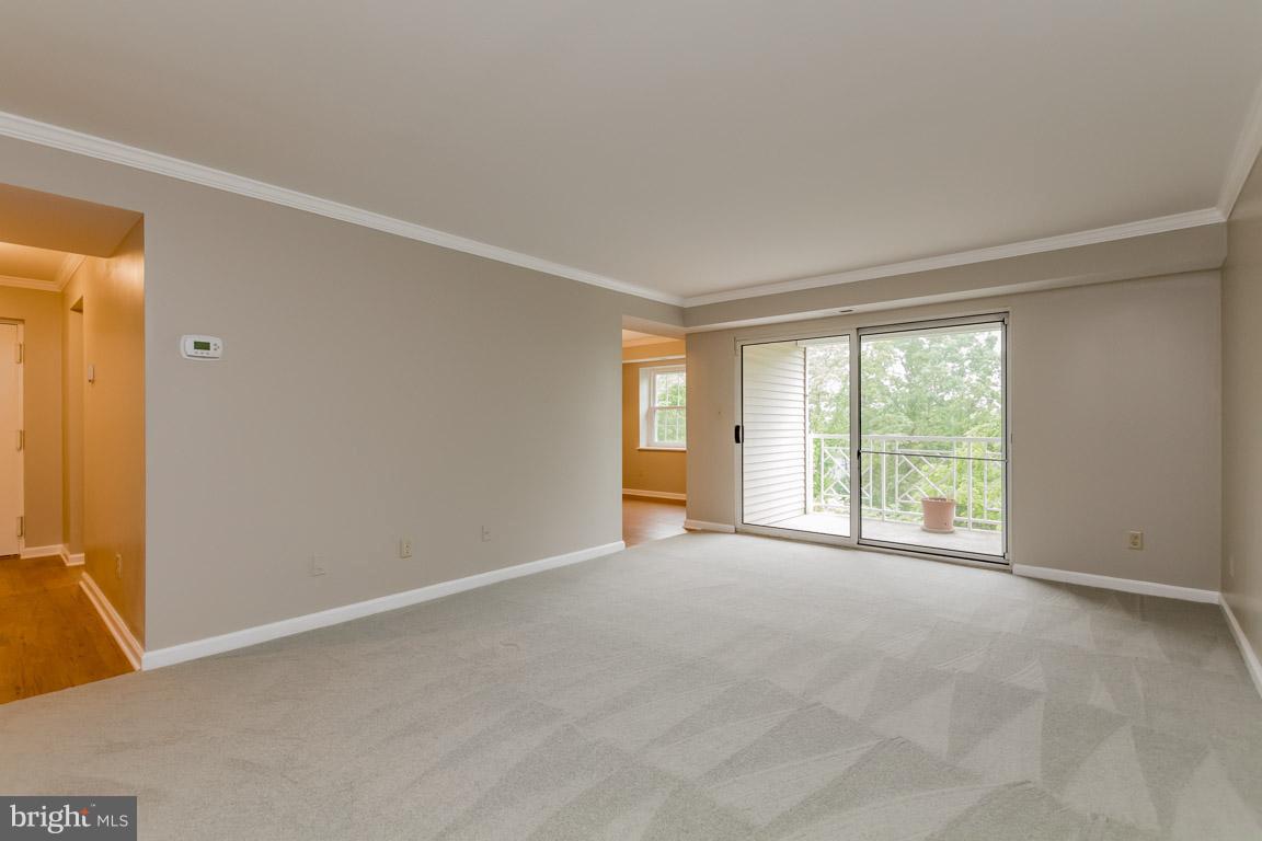 STAPLETON COURT GARDEN - Residential