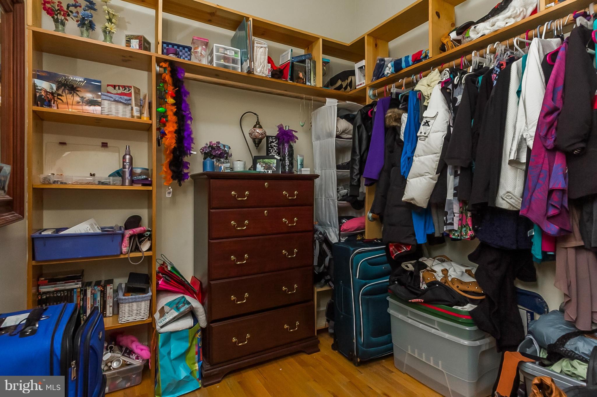 CANTON - Residential