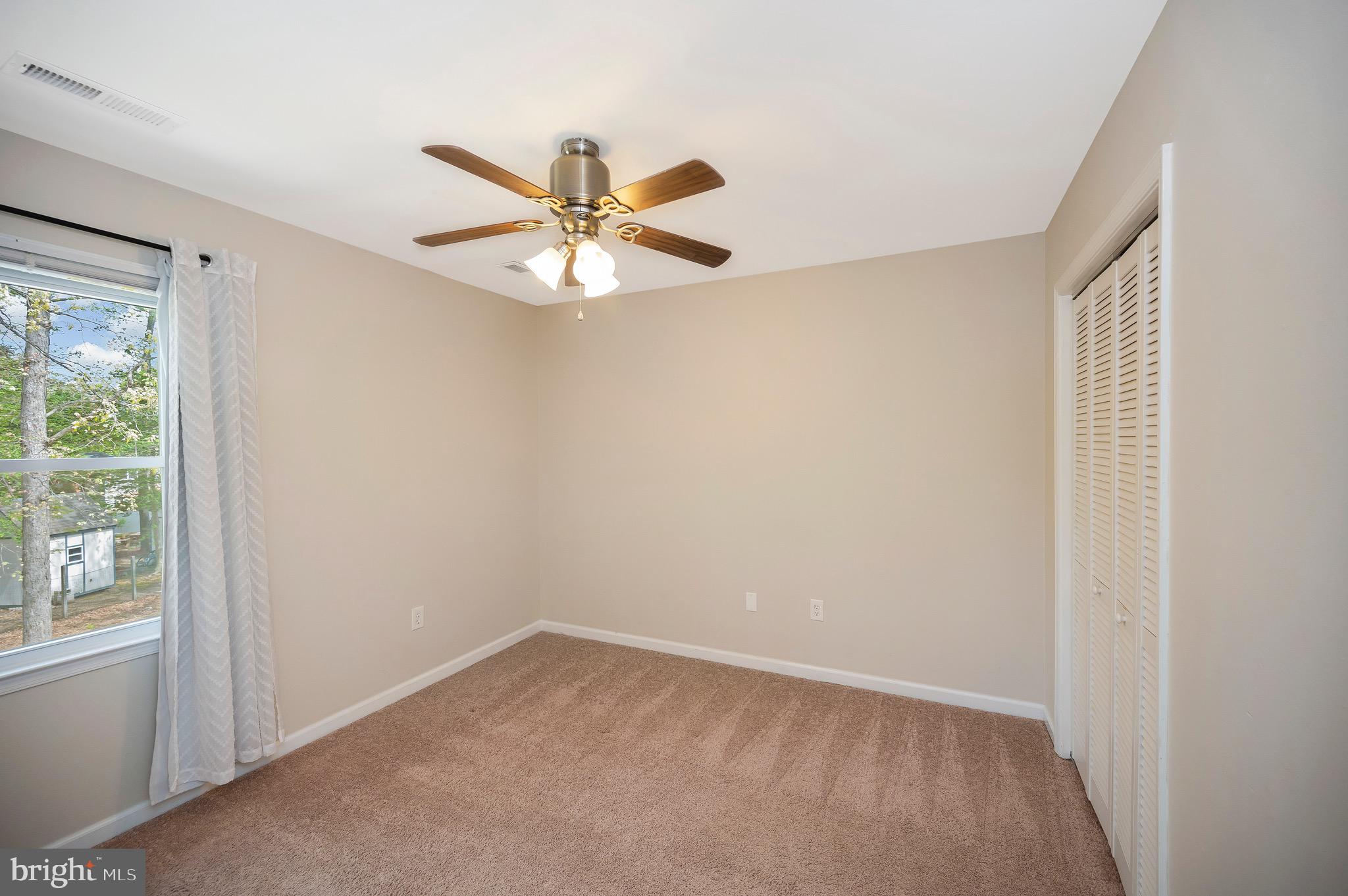 QUEEN'S MILL - Residential