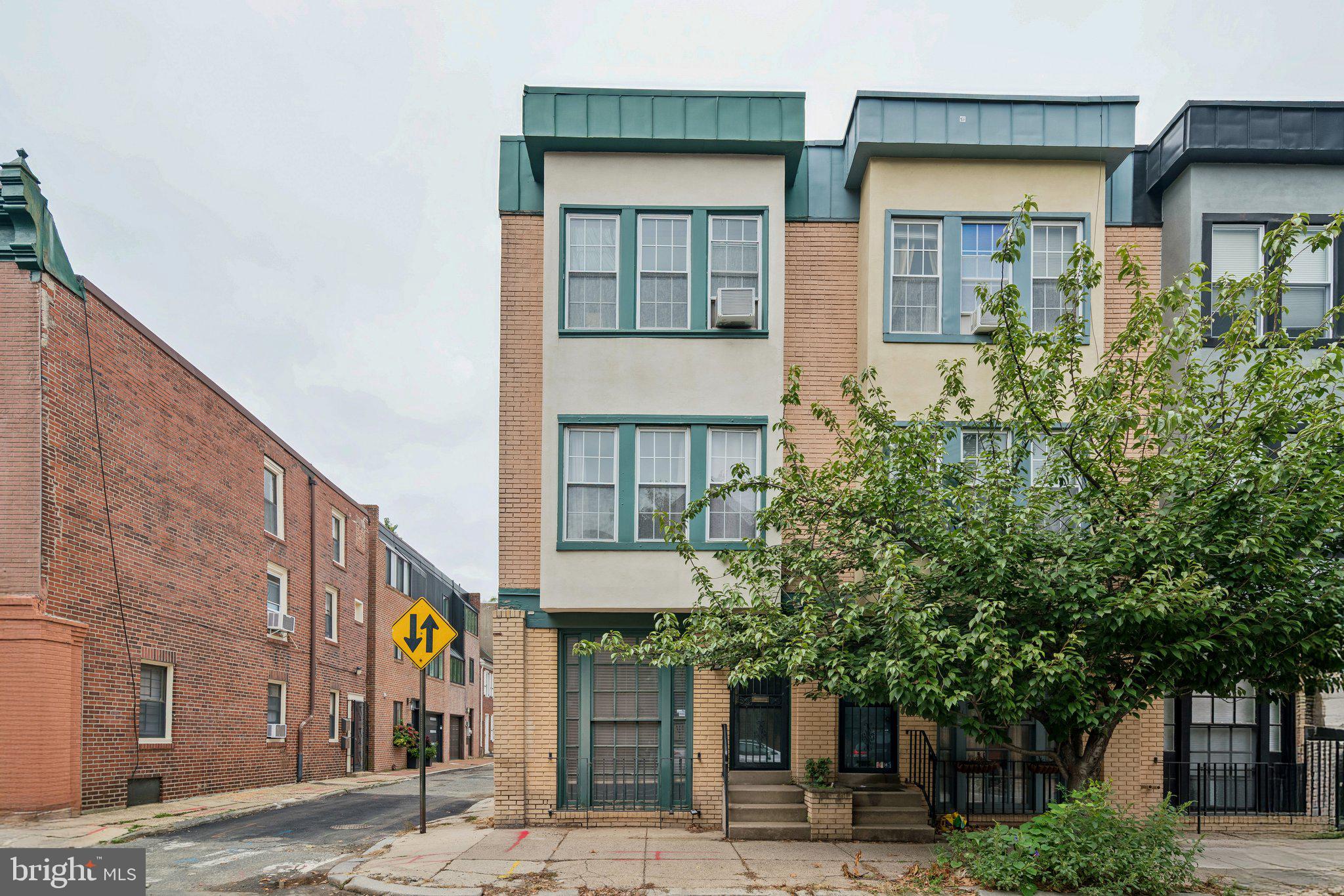 412 S 7TH STREET