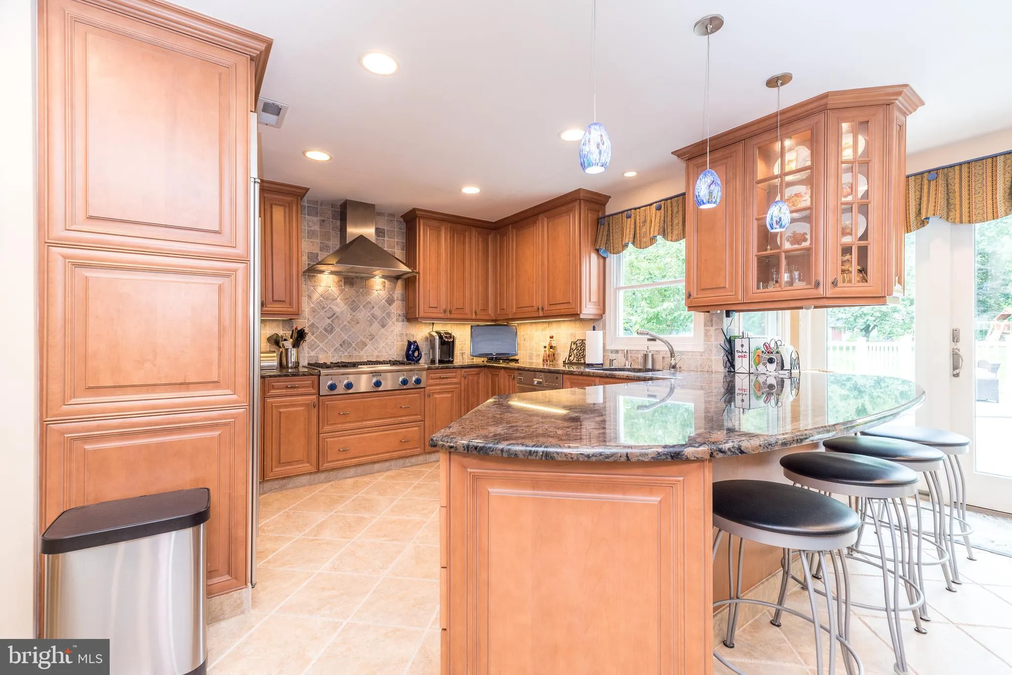 Jamison, Pennsylvania 18929, United States, 4 Bedrooms Bedrooms, ,3 BathroomsBathrooms,Residential,Contingent,183048