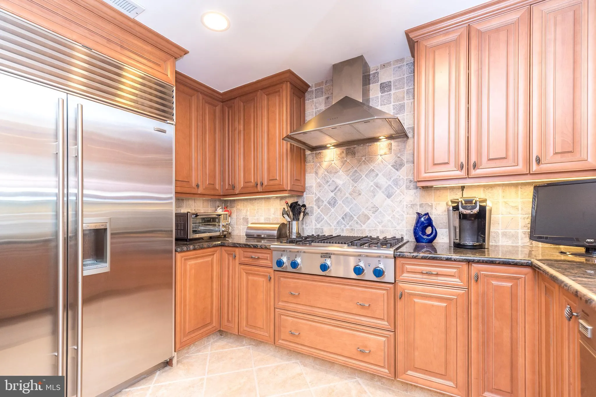 Jamison, Pennsylvania 18929, United States, 4 Bedrooms Bedrooms, ,3 BathroomsBathrooms,Residential,Contingent,183048