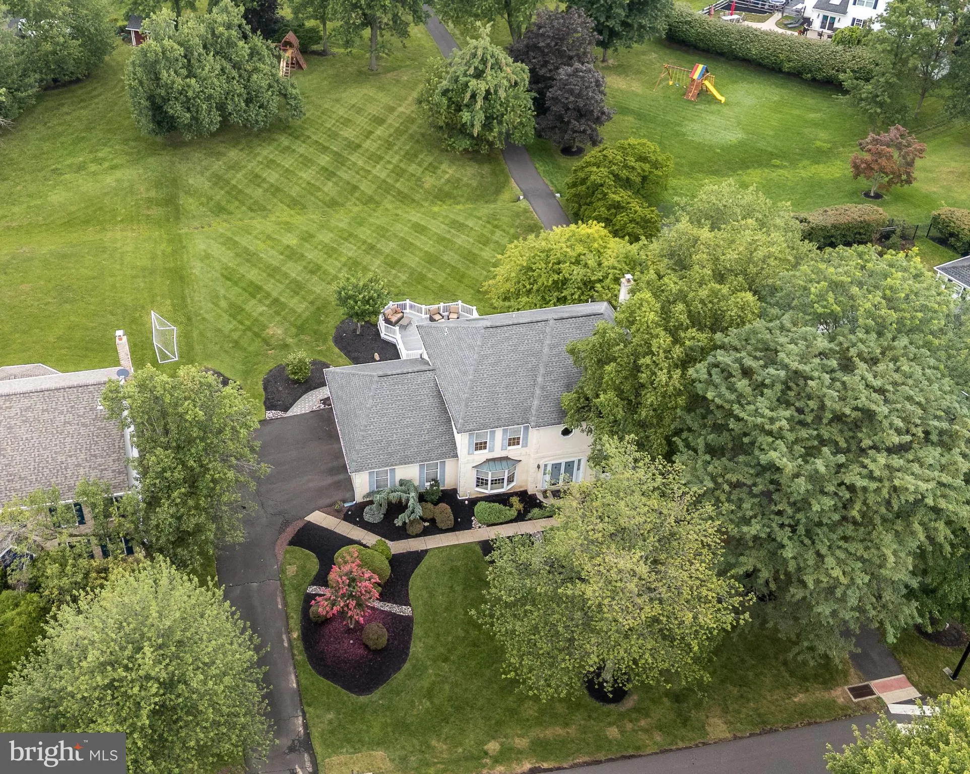 Jamison, Pennsylvania 18929, United States, 4 Bedrooms Bedrooms, ,3 BathroomsBathrooms,Residential,Contingent,183048