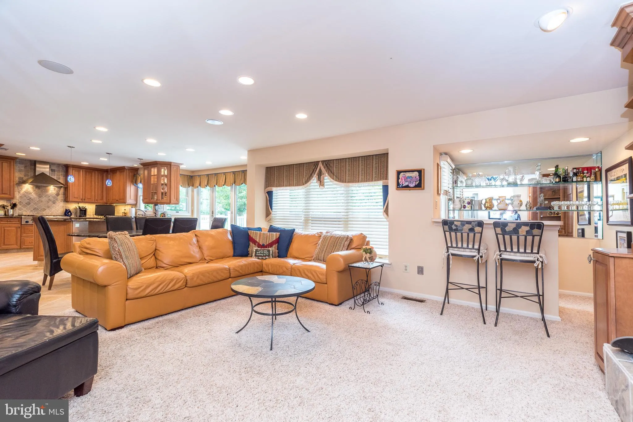 Jamison, Pennsylvania 18929, United States, 4 Bedrooms Bedrooms, ,3 BathroomsBathrooms,Residential,Contingent,183048