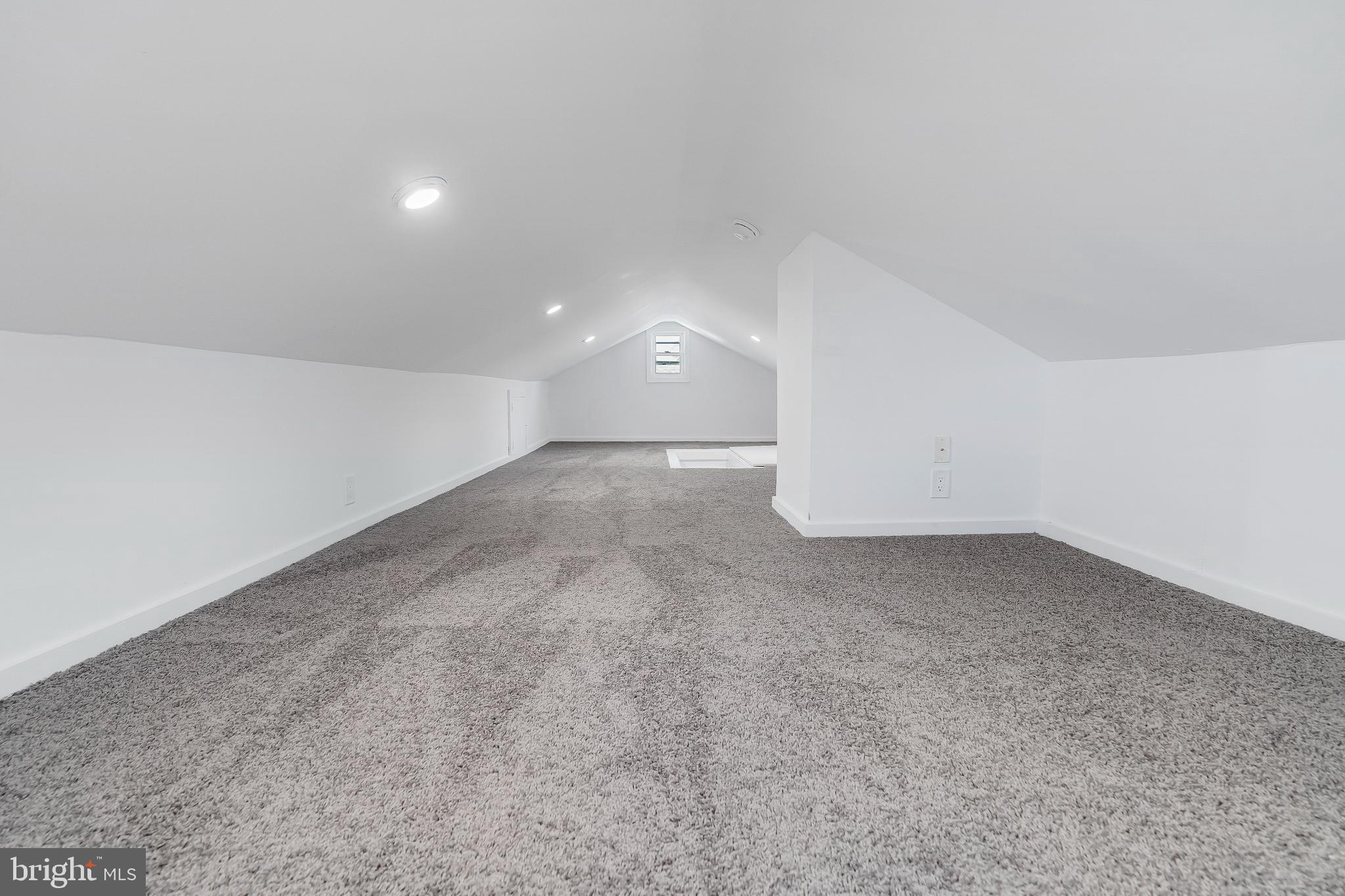 MARLYN TERRACE - Residential