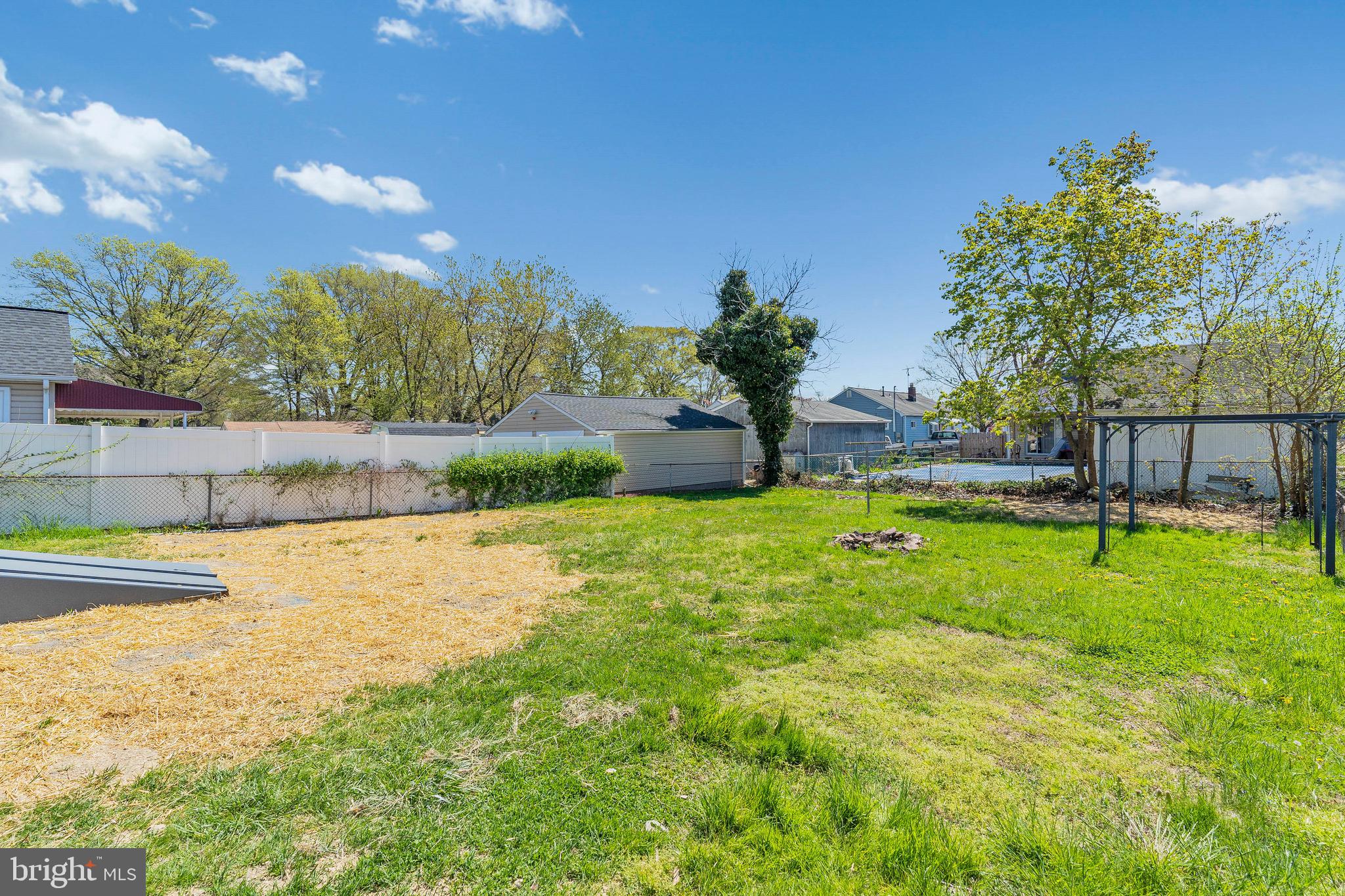 MARLYN TERRACE - Residential