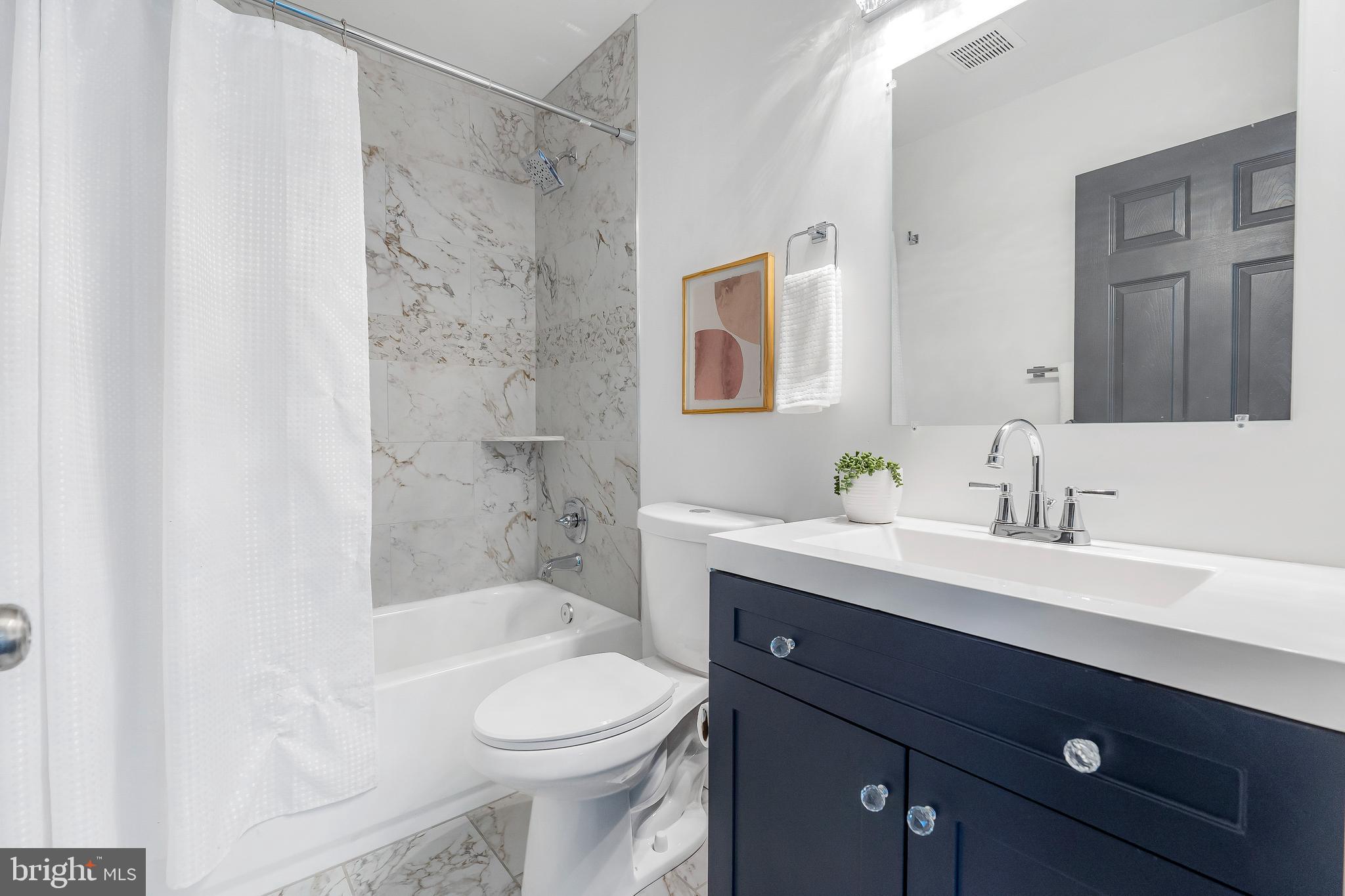 MARLYN TERRACE - Residential