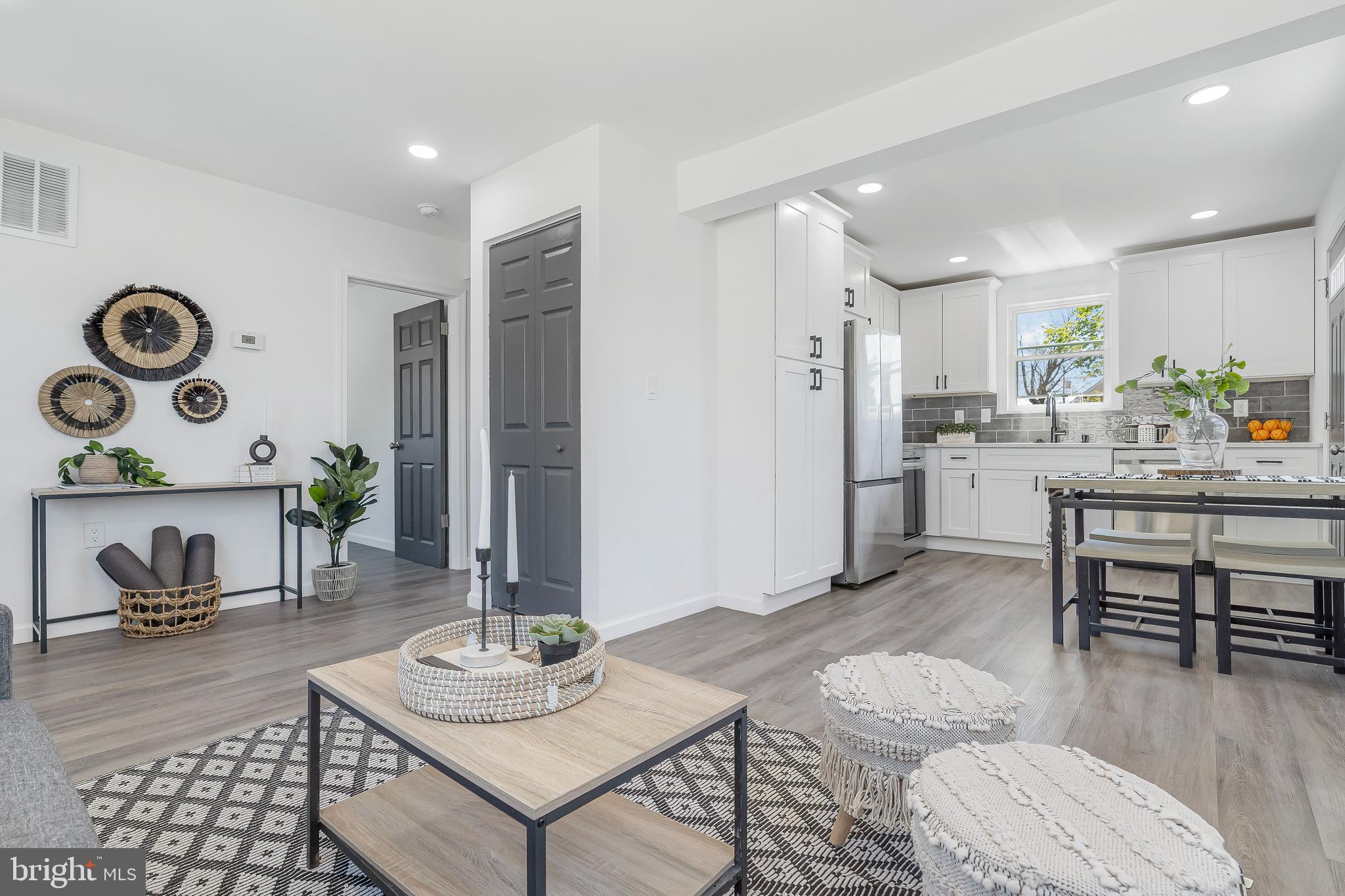 MARLYN TERRACE - Residential