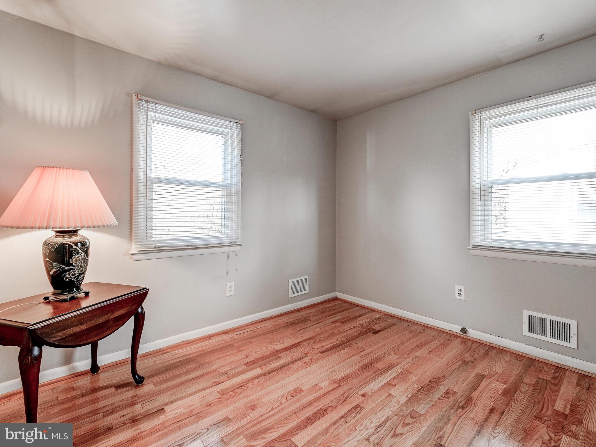 VILLA VUE EAST - Residential