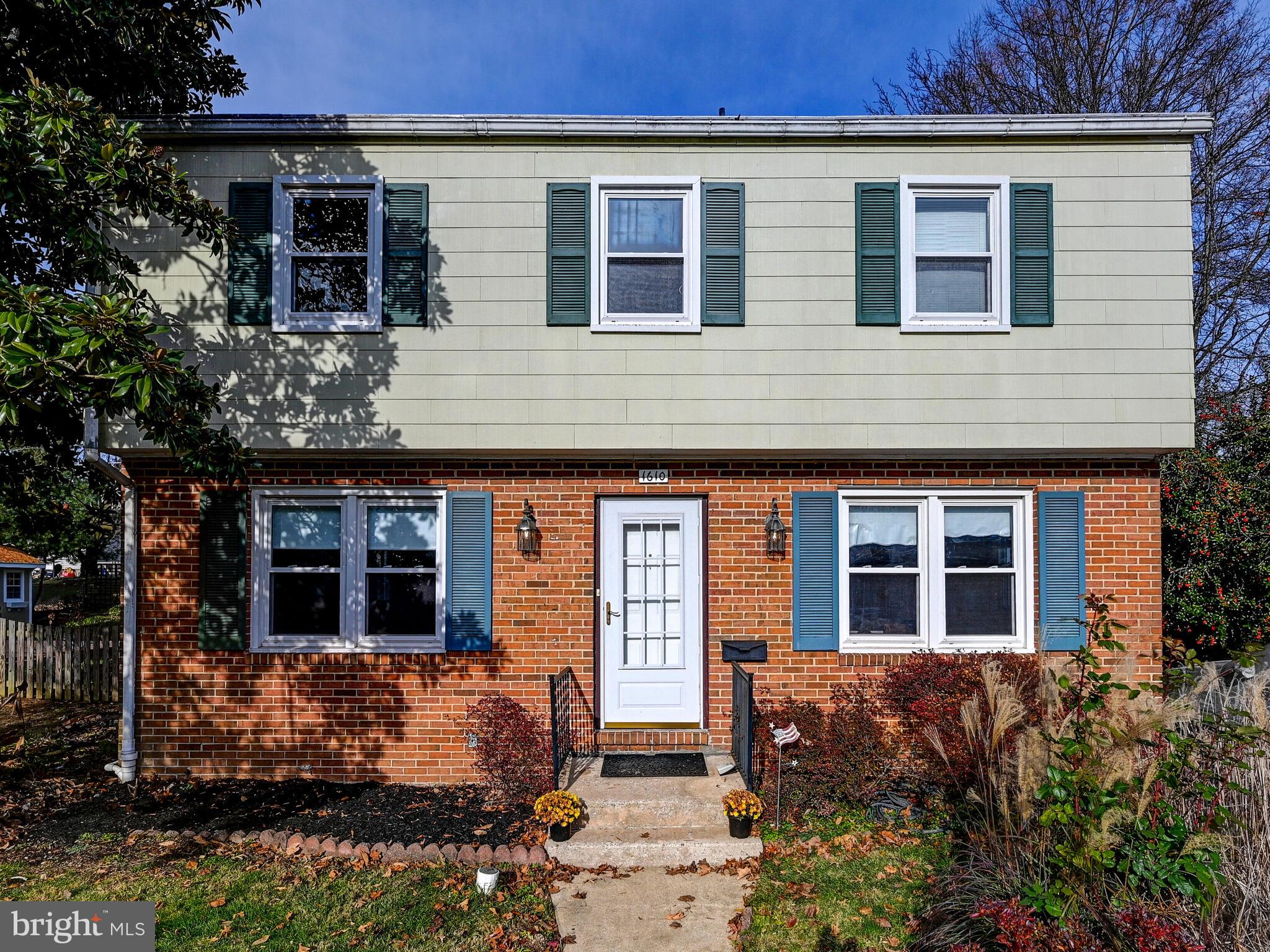 VILLA VUE EAST - Residential