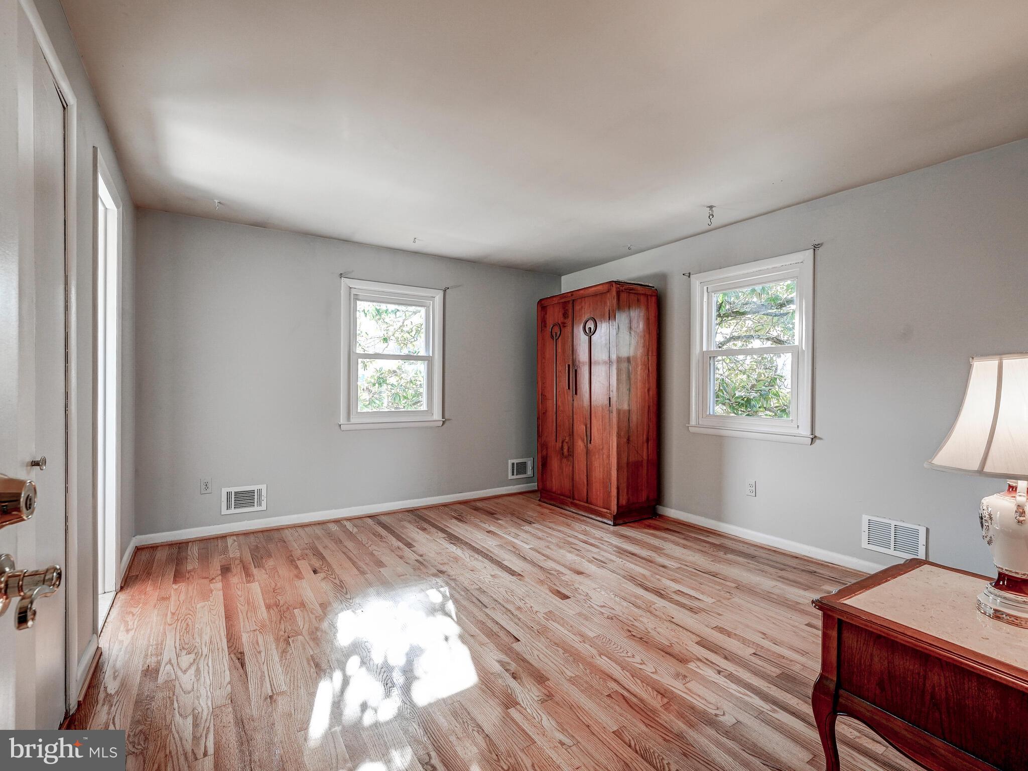 VILLA VUE EAST - Residential