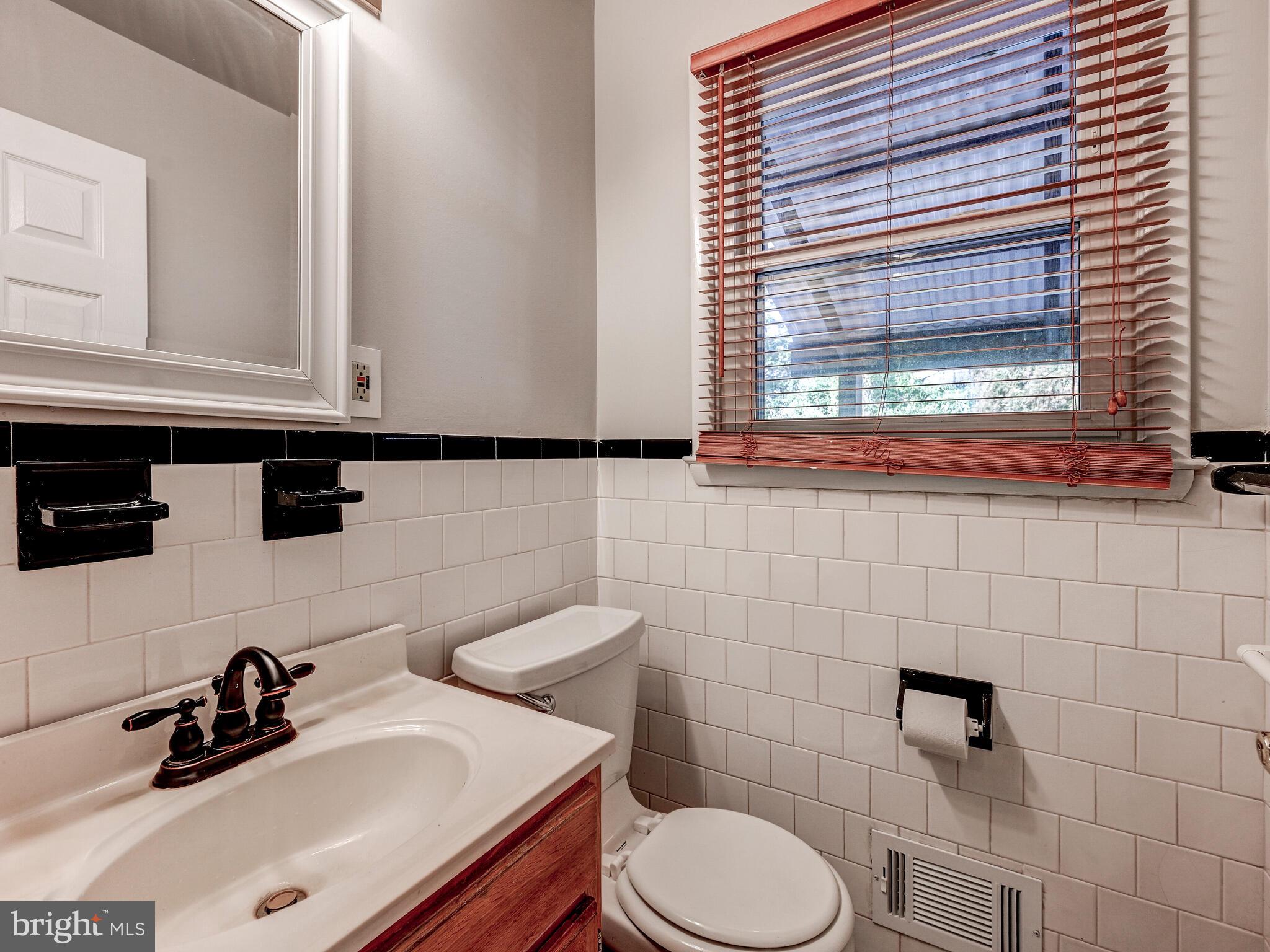 VILLA VUE EAST - Residential