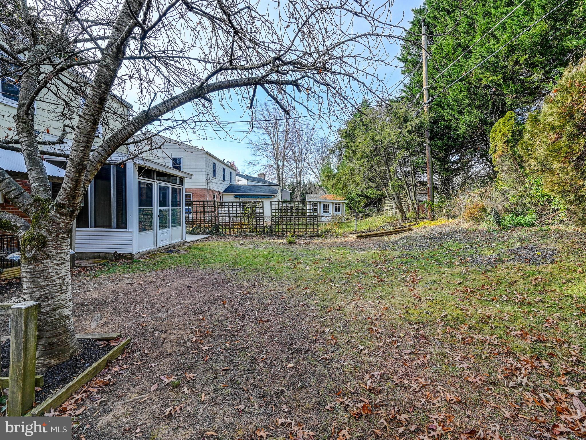 VILLA VUE EAST - Residential