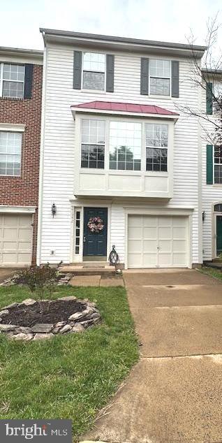Apply through Rent Spree : https://apply.link/X1amVeQ
$39.99 per applicant 18 years or older
A full financial review will be conducted.
Lovely 3 level townhome offers 1,920 sf of open living space*Recent updates: fresh paint, LVP flooring throughout, carpet, washer & dryer, kitchen range & hood ,kitchen counters, washer & dryer, primary bath*Well maintained home & systems throughout*One car garage & driveway for parking*Large deck off kitchen with stairs to fenced backyard*Great location , Dulles Town Center, Dulles Airport, restaurants & shopping nearby*Easy access to rte. 7 & 28*Utilities & lawn maintenance are tenant responsibilities*