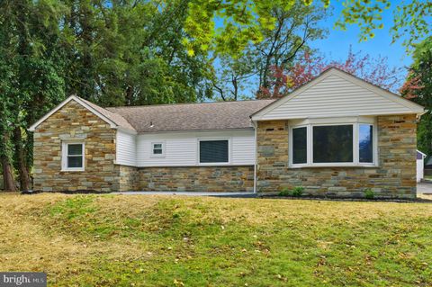 121 TREVOSE ROAD FEASTERVILLE TREVOSE PA 19053