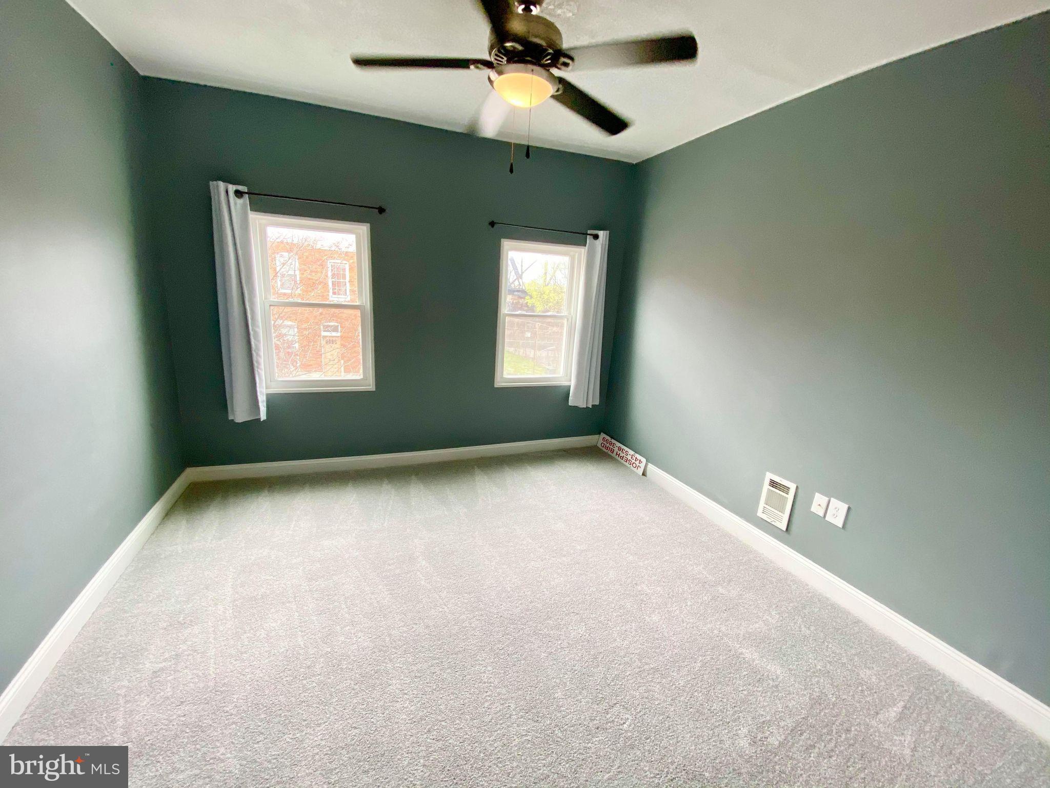 GREEKTOWN - Residential Lease