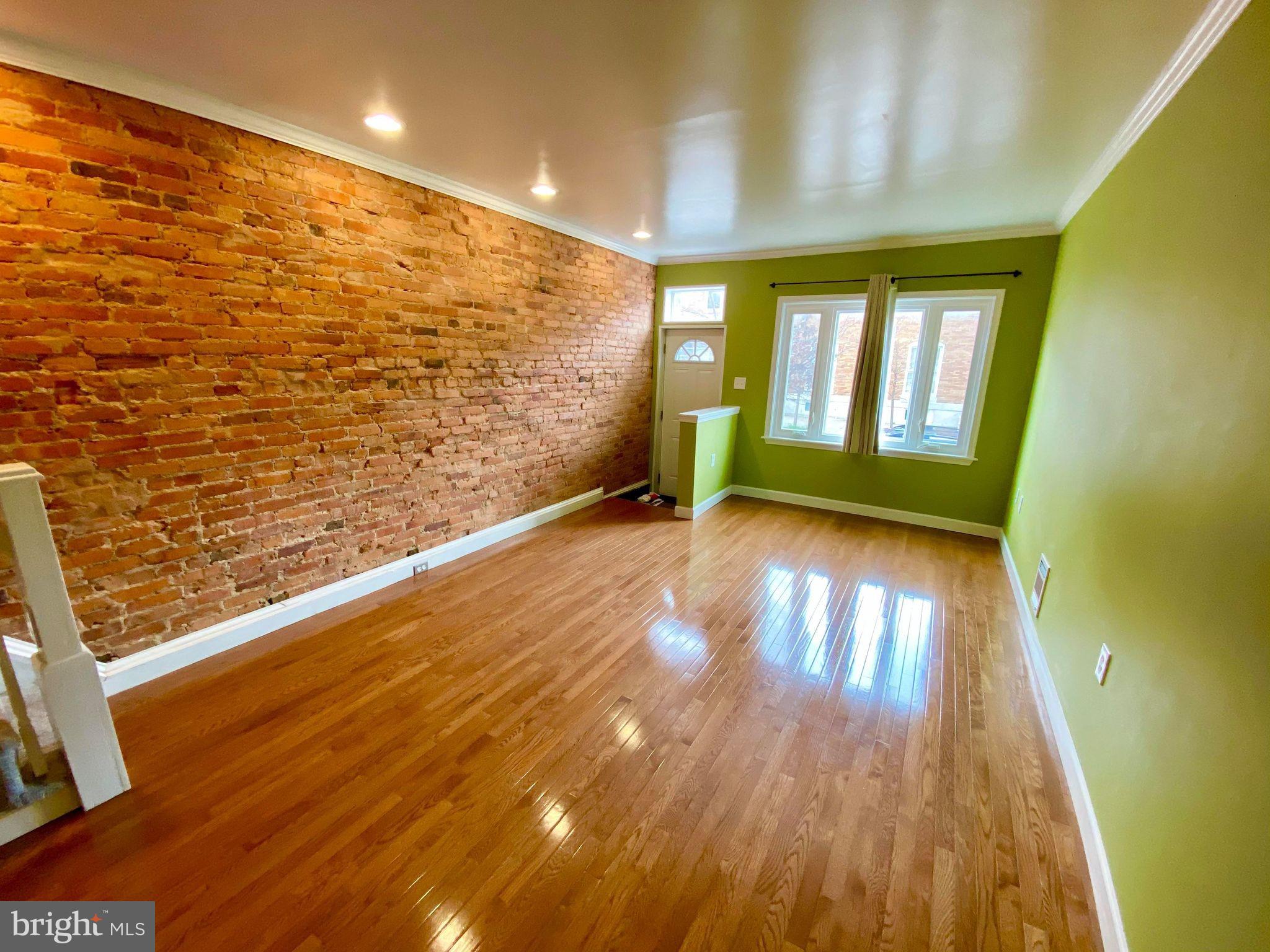 GREEKTOWN - Residential Lease