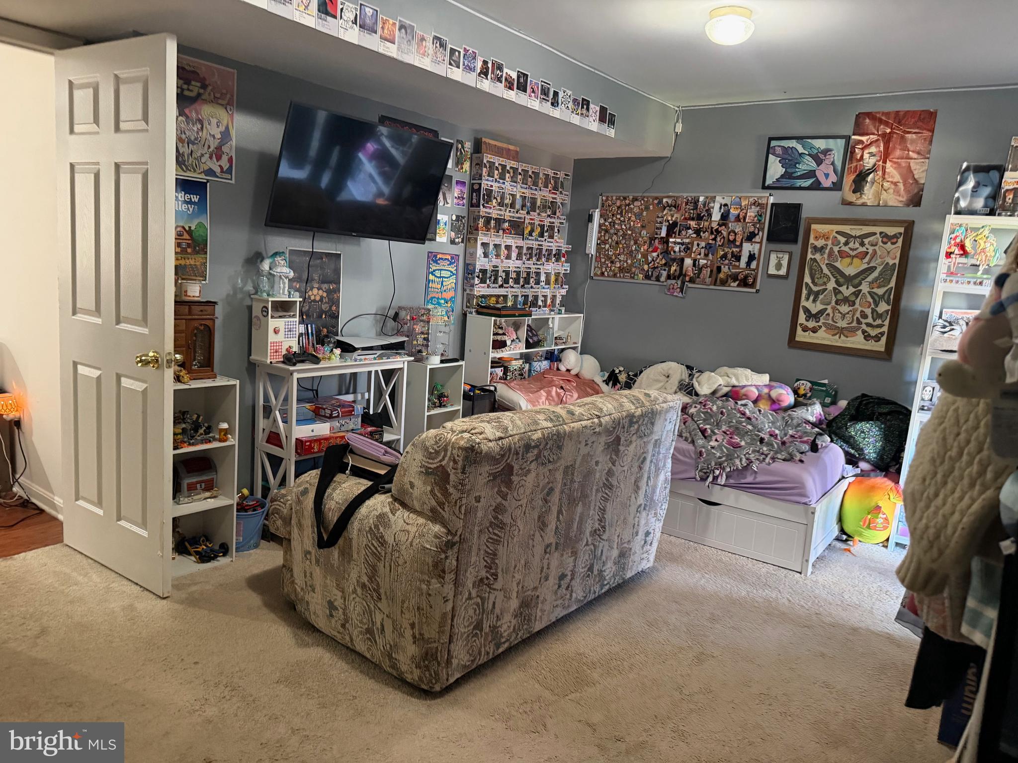 THE VILLAGES AT SAYBROOK - Residential Lease