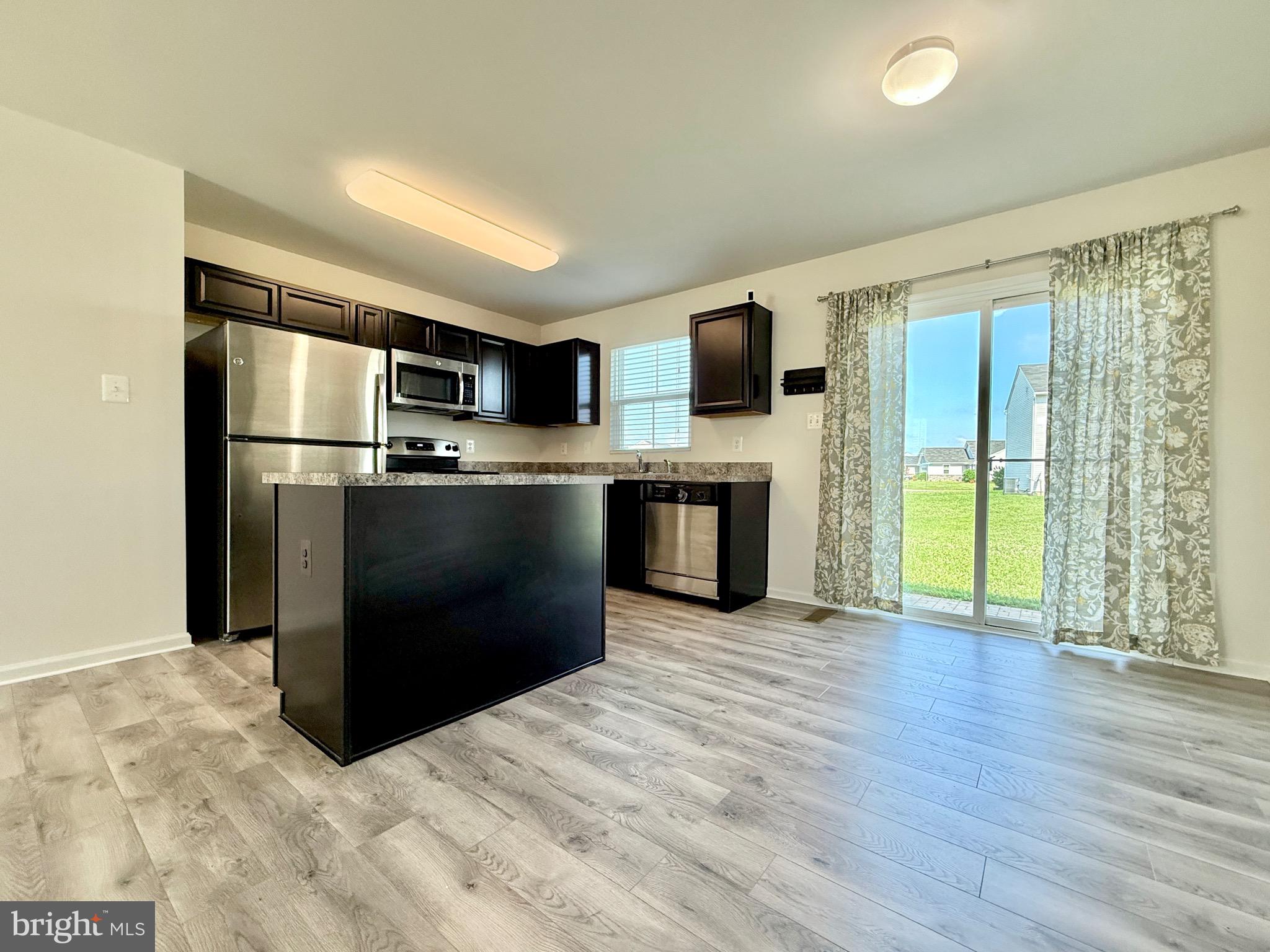 ARCADIA SPRINGS - Residential