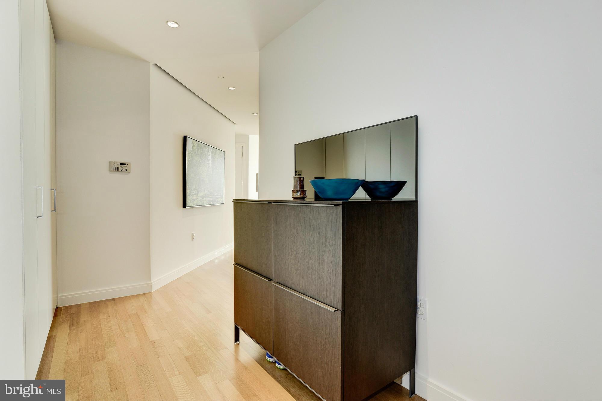 WEST END - Residential