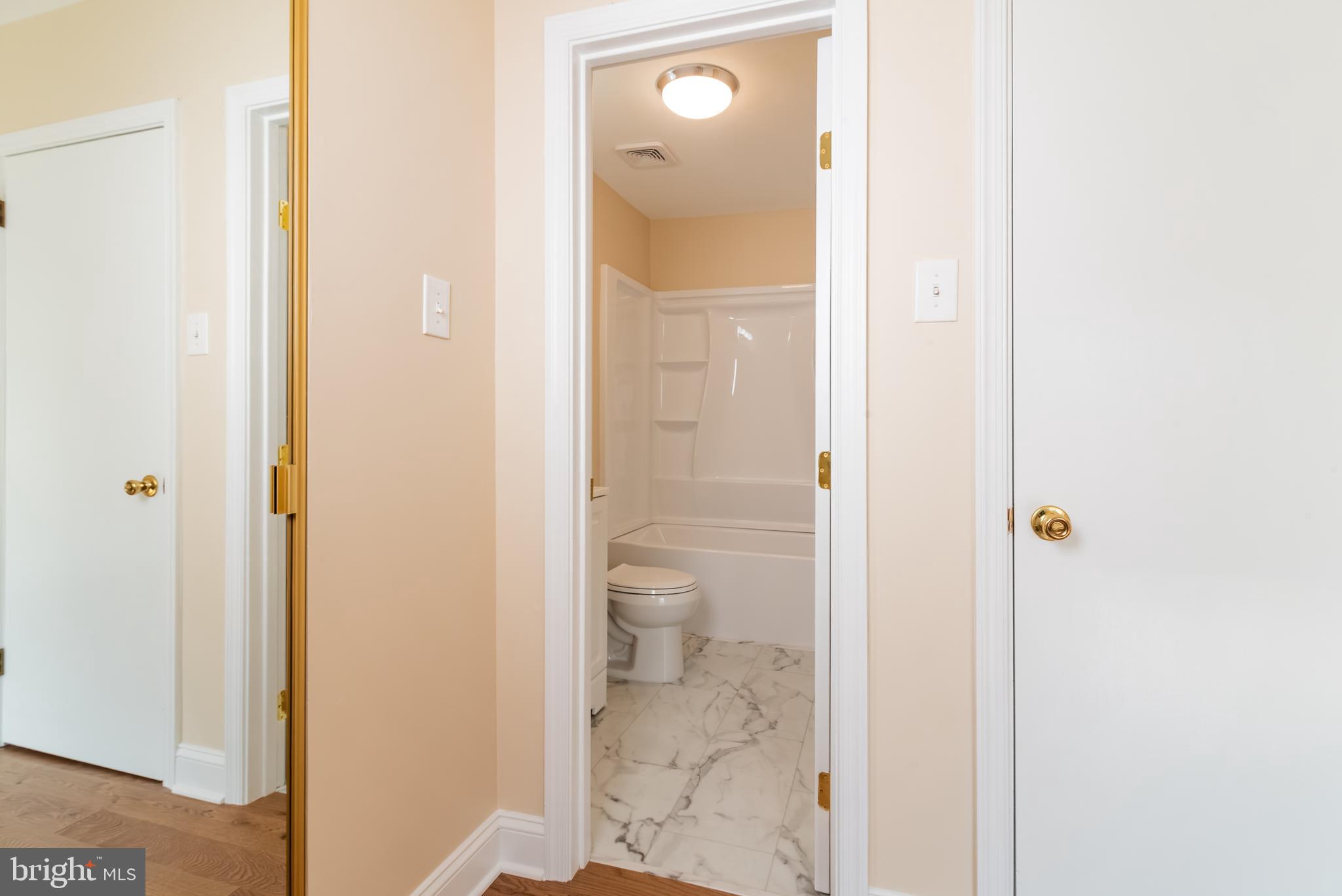 CHESTNUT GROVE - Residential