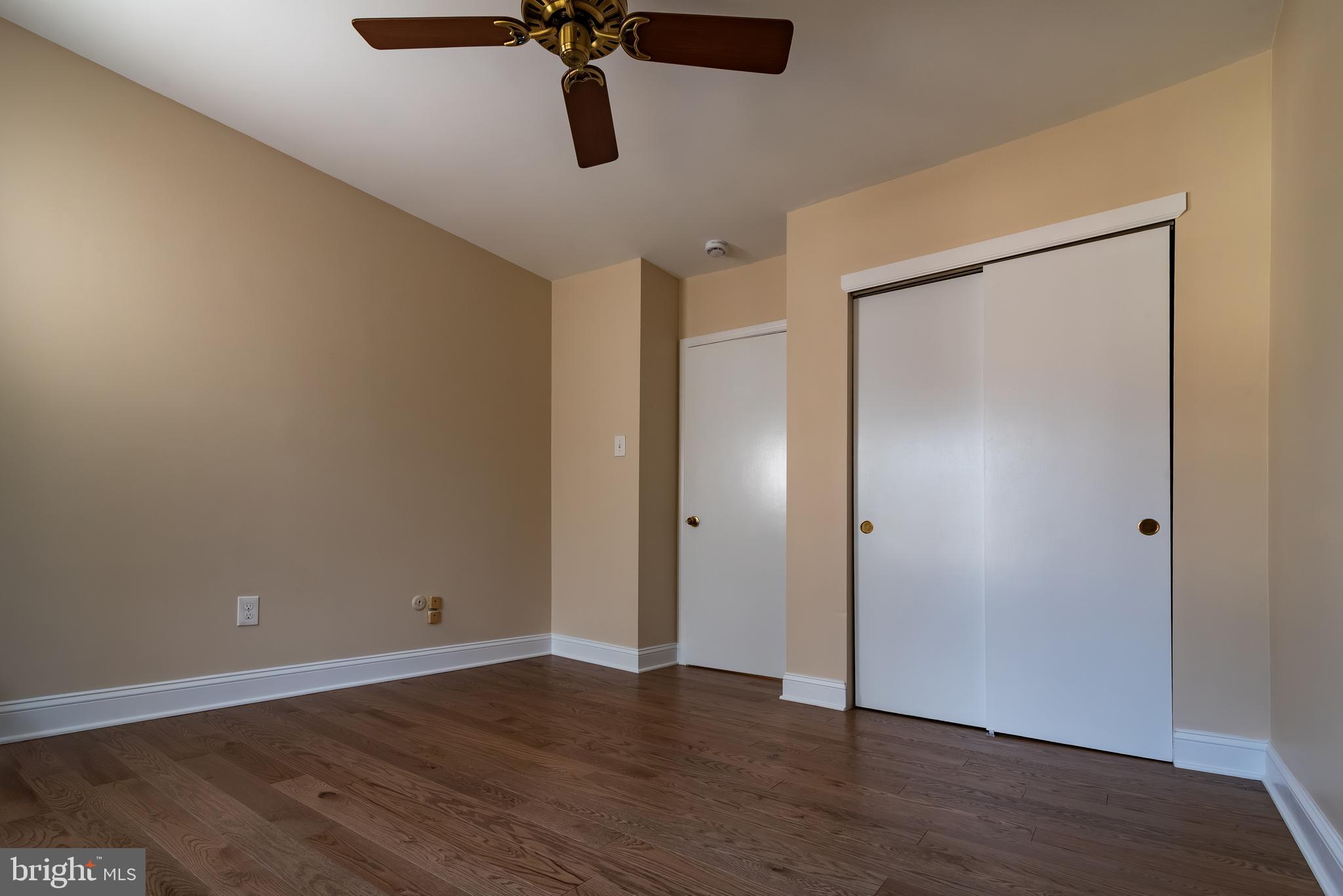 CHESTNUT GROVE - Residential