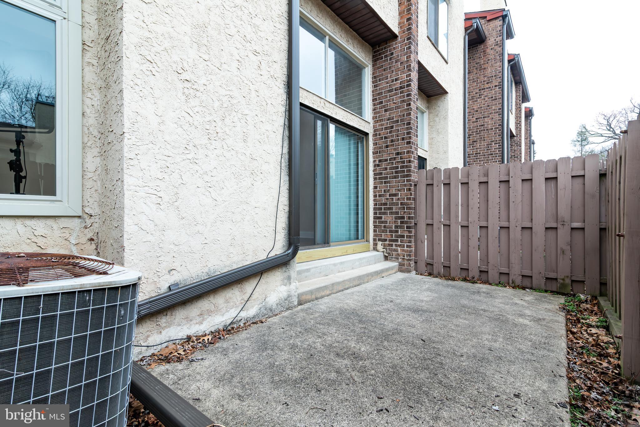 CHESTNUT GROVE - Residential