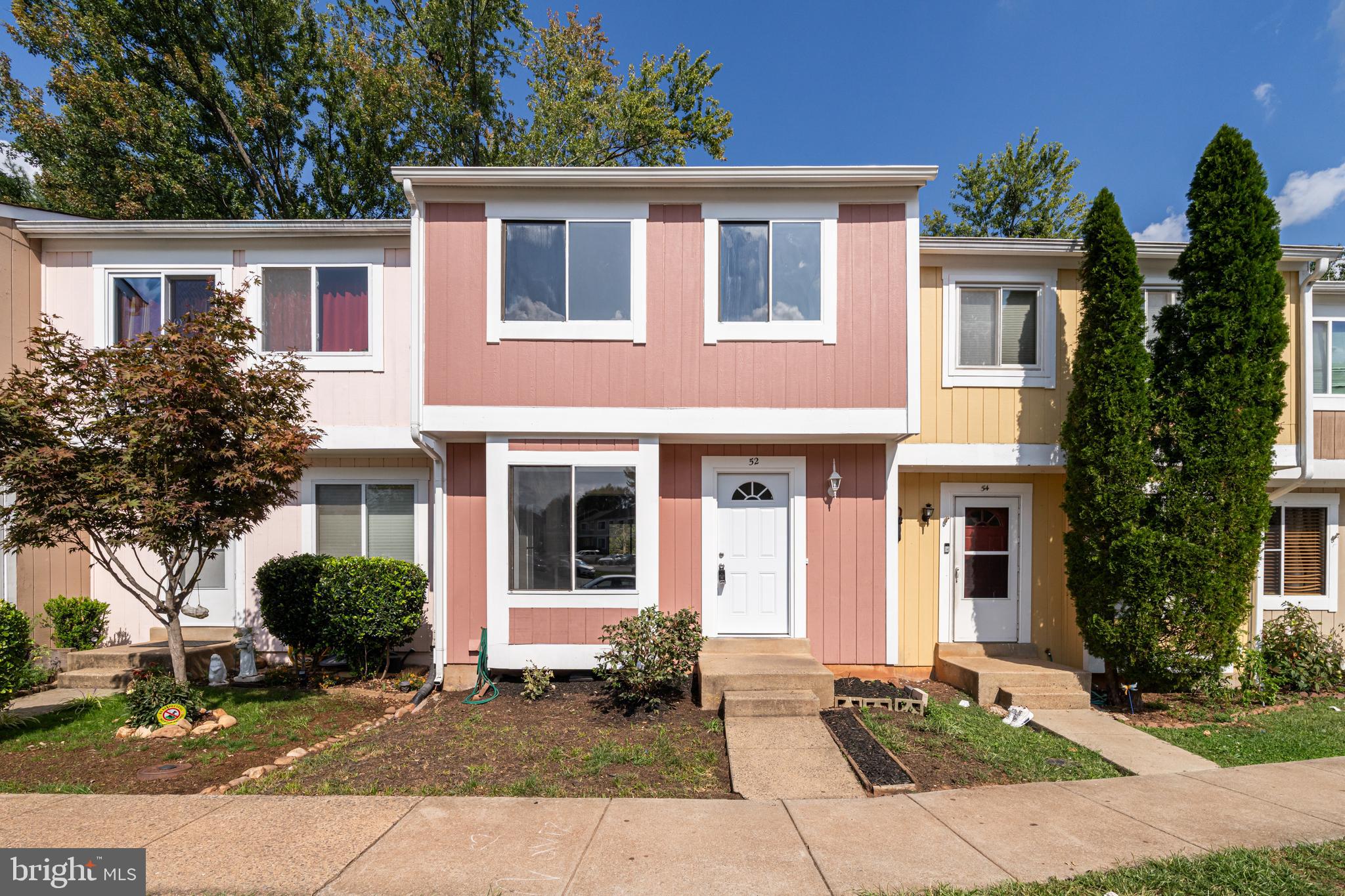 SUGARLAND SQUARE - Residential