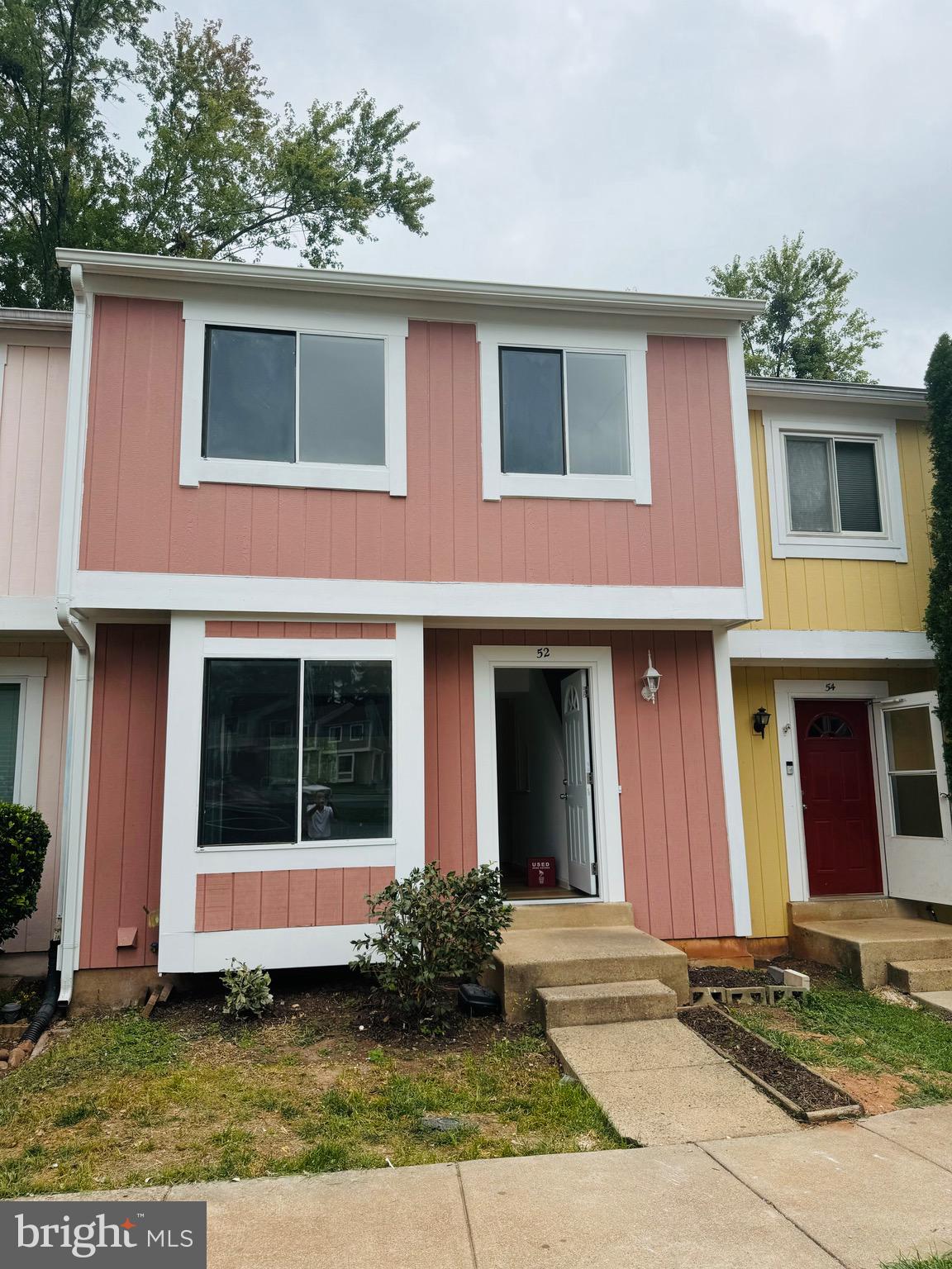 SUGARLAND SQUARE - Residential